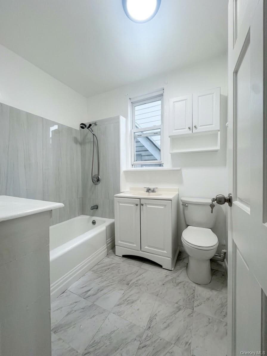 1718 Edison Avenue Unit: 2 thumbnail 11