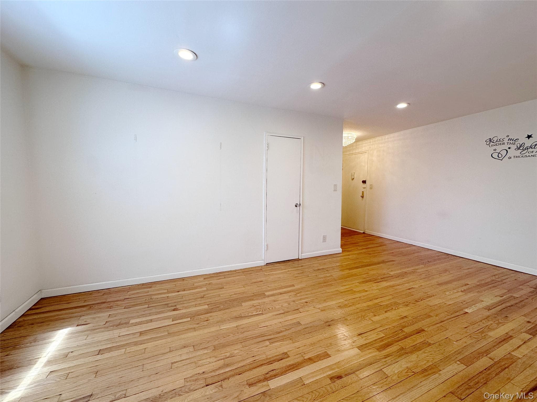 270 N Broadway Unit: 2HI thumbnail 13