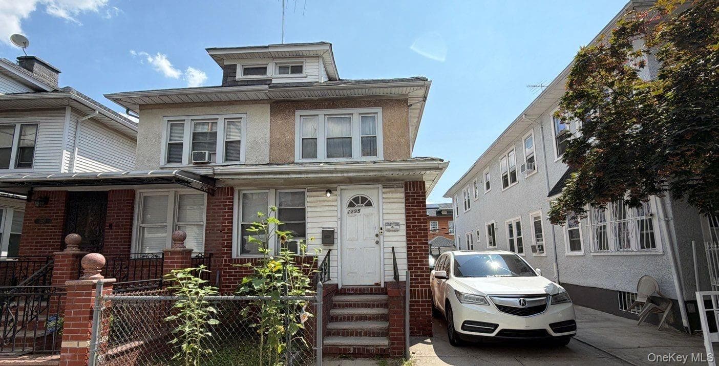 1295 New York Avenue, Brooklyn