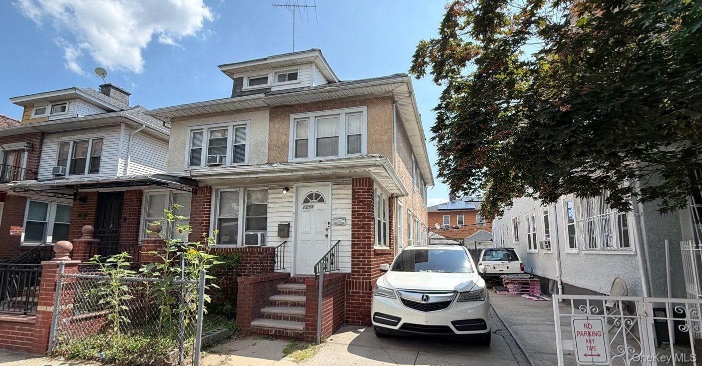 1295 New York Avenue thumbnail 2