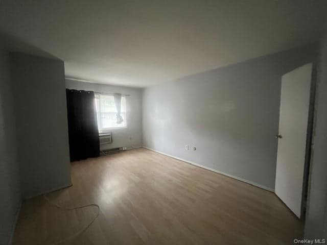 5 Crescent Drive Unit: 17 thumbnail 2