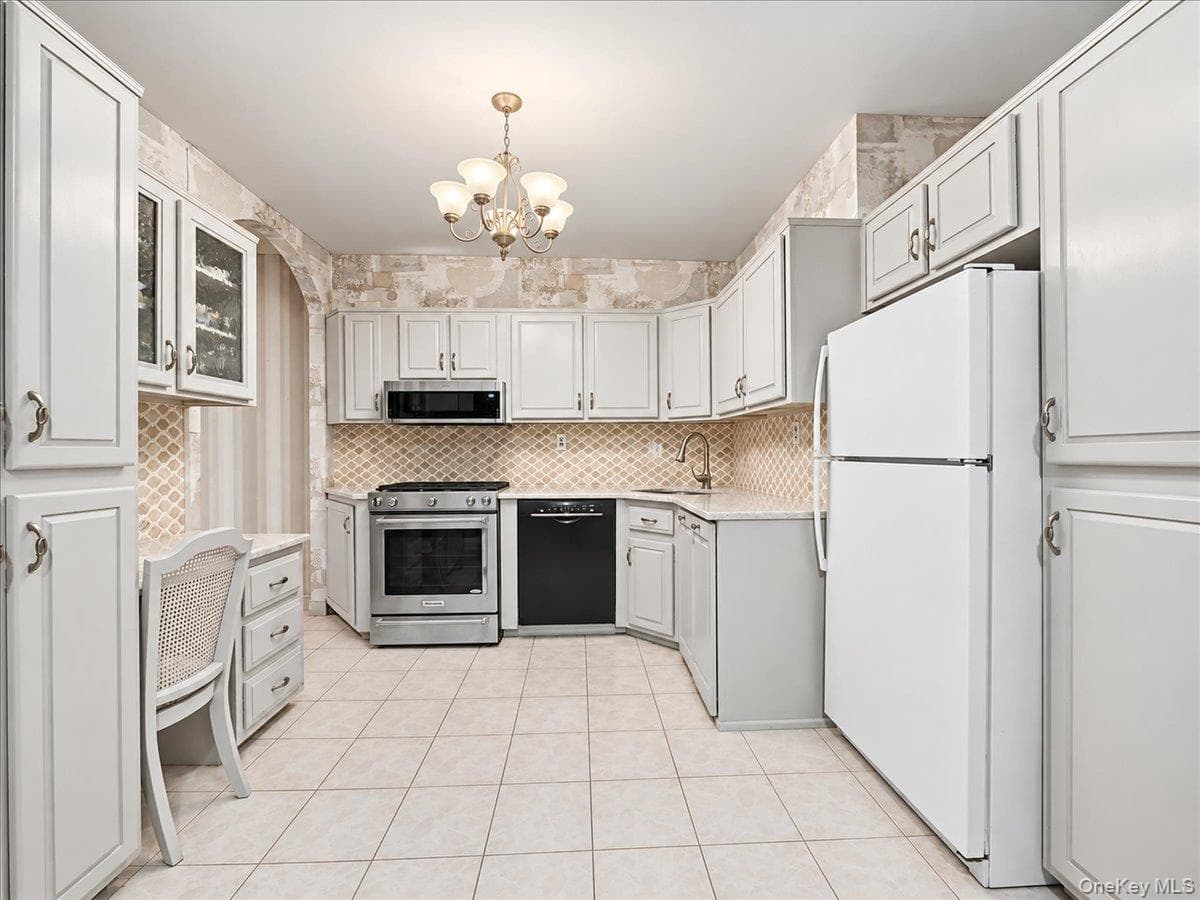 34-31 82nd Street St Unit: 1 thumbnail 8
