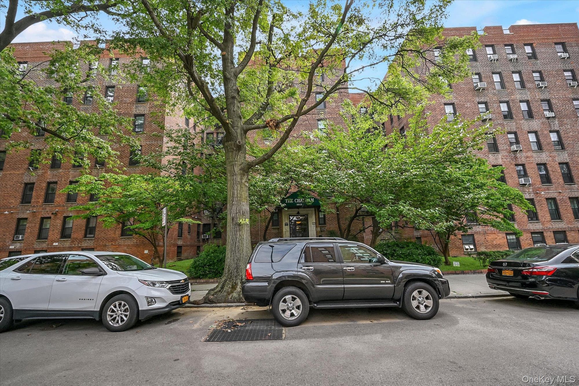 140-18 Burden Crescent Unit: 411 thumbnail 15
