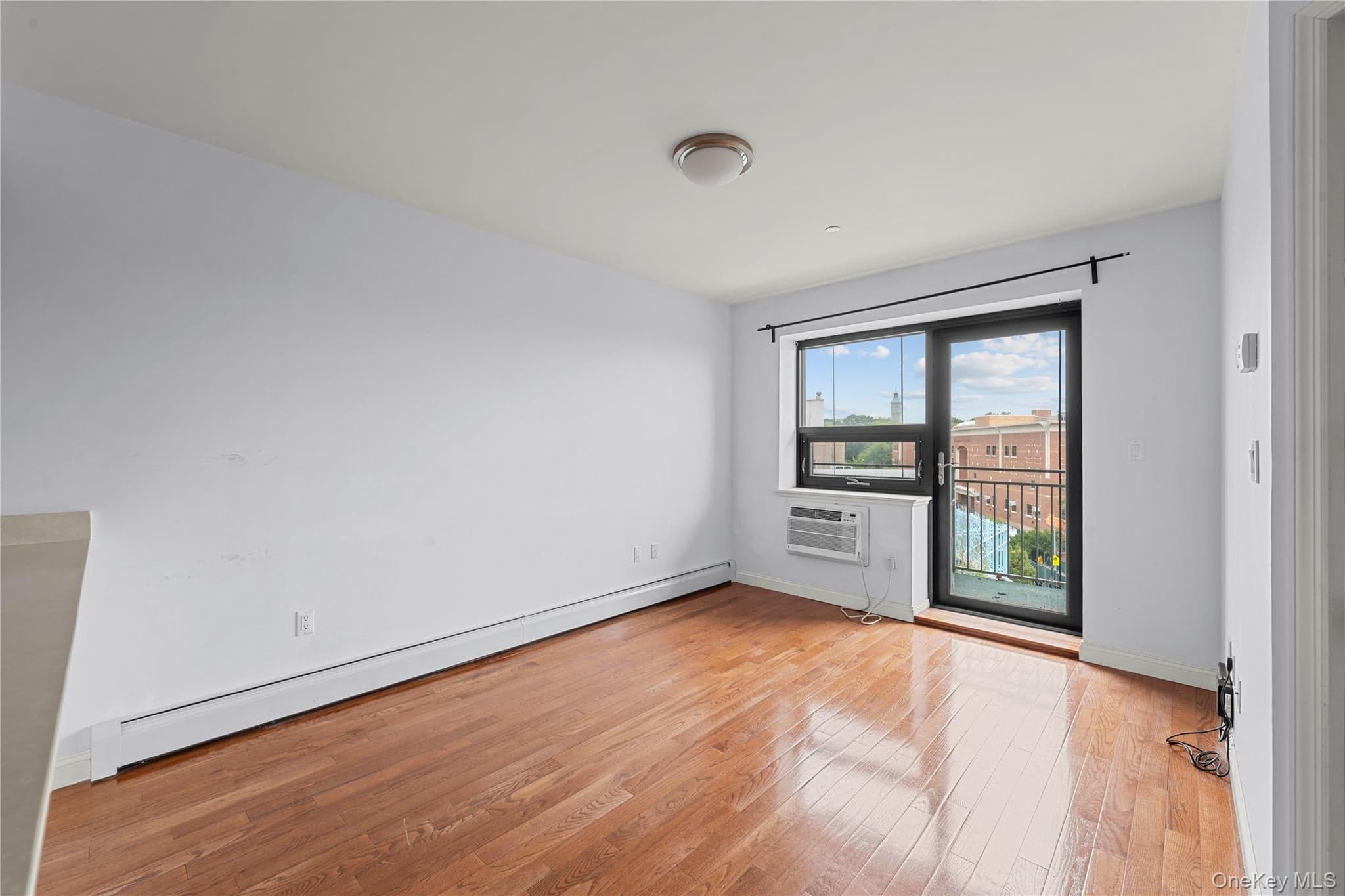 456 W 167th Street Unit: 6G, New York (manhattan)