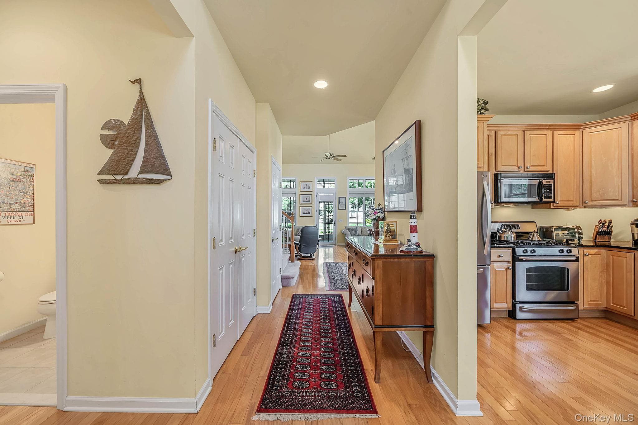 140 Chopin Place thumbnail 3