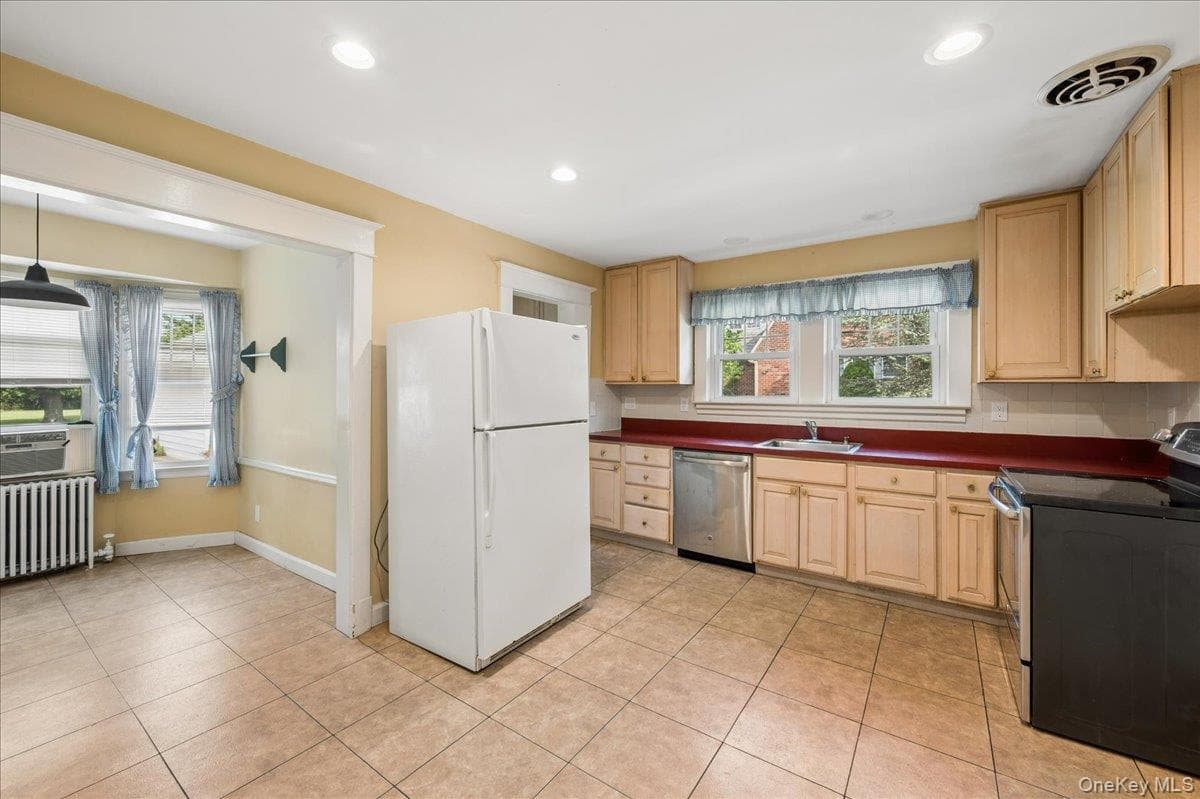 132 Washington Avenue thumbnail 11