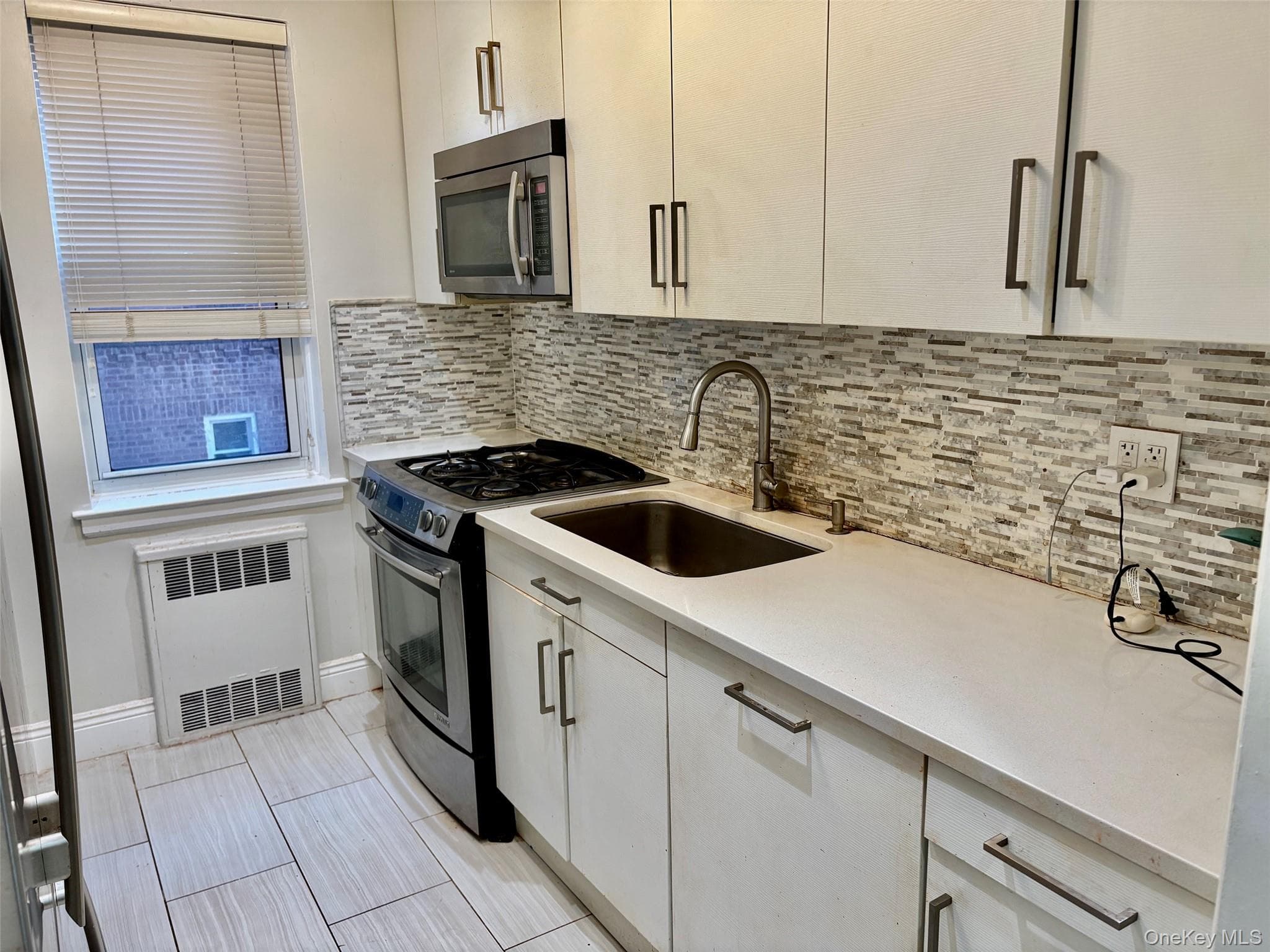 34 Cathedral Avenue Unit: 2E thumbnail 11