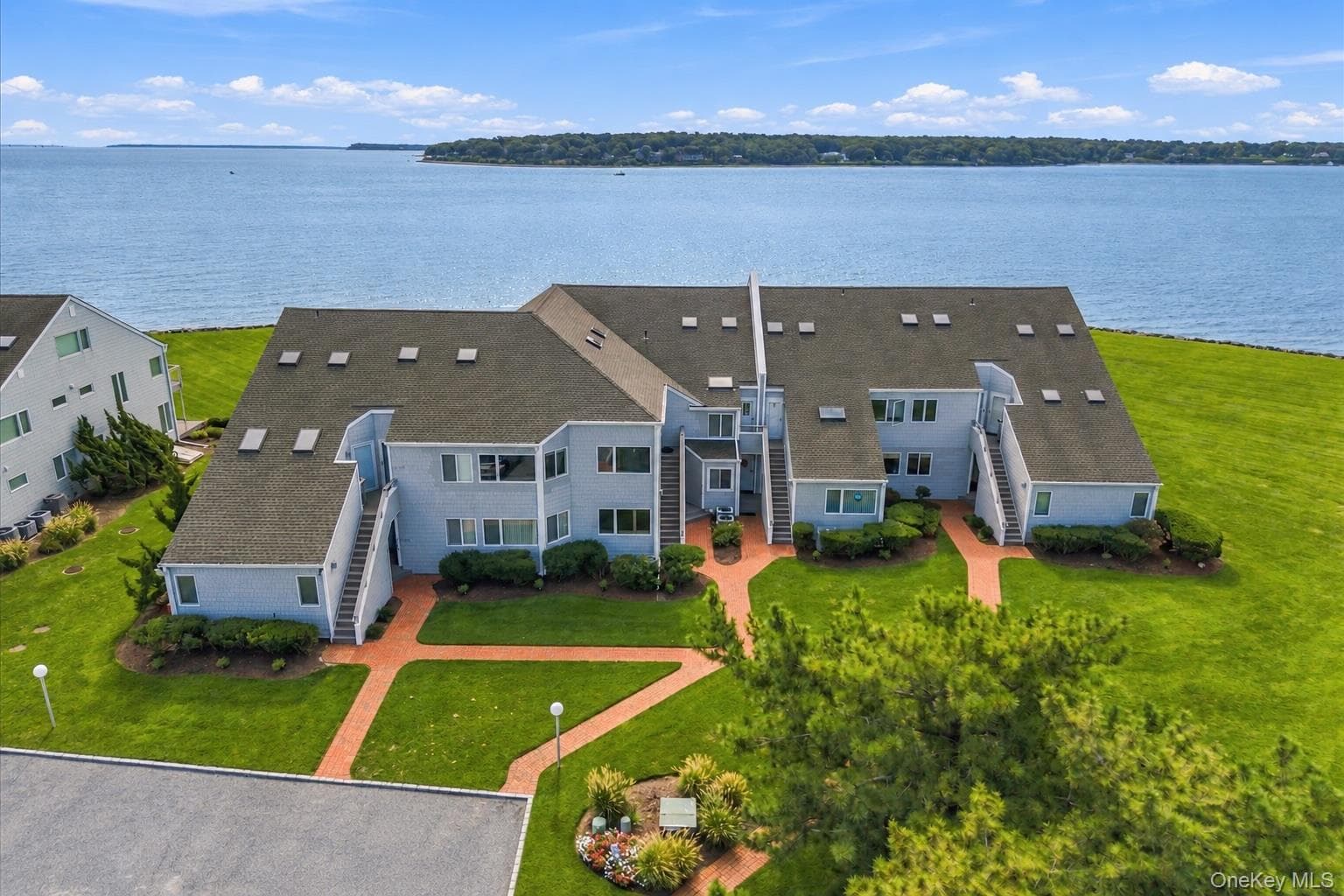 2820 Shipyard Lane Unit: 2C1, East Marion