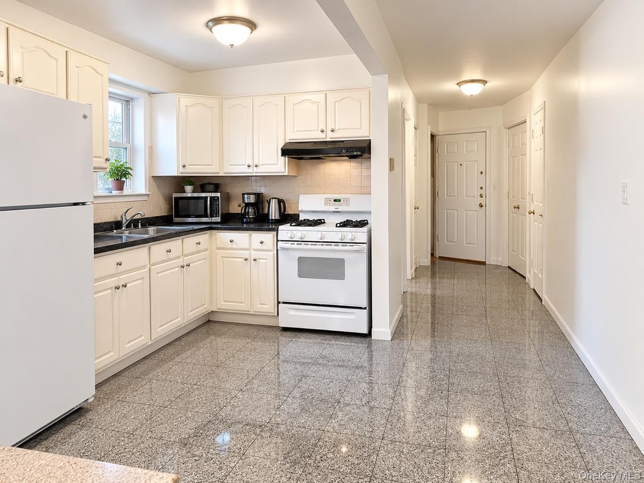 4177 Summit CT thumbnail 3