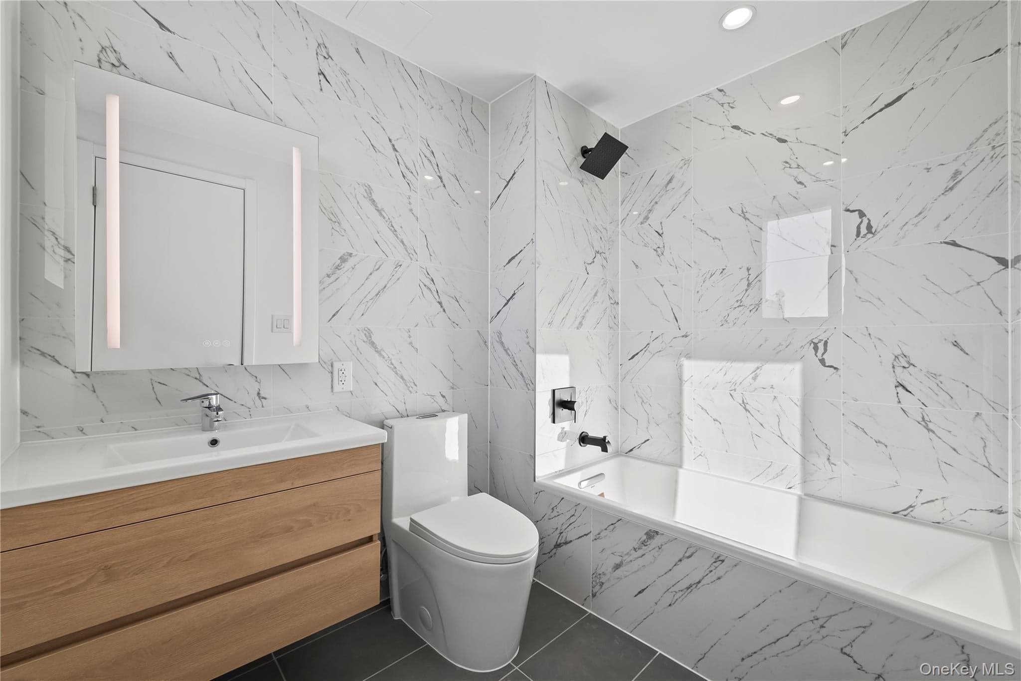 150-02 Northern Boulevard Unit: 3A thumbnail 16