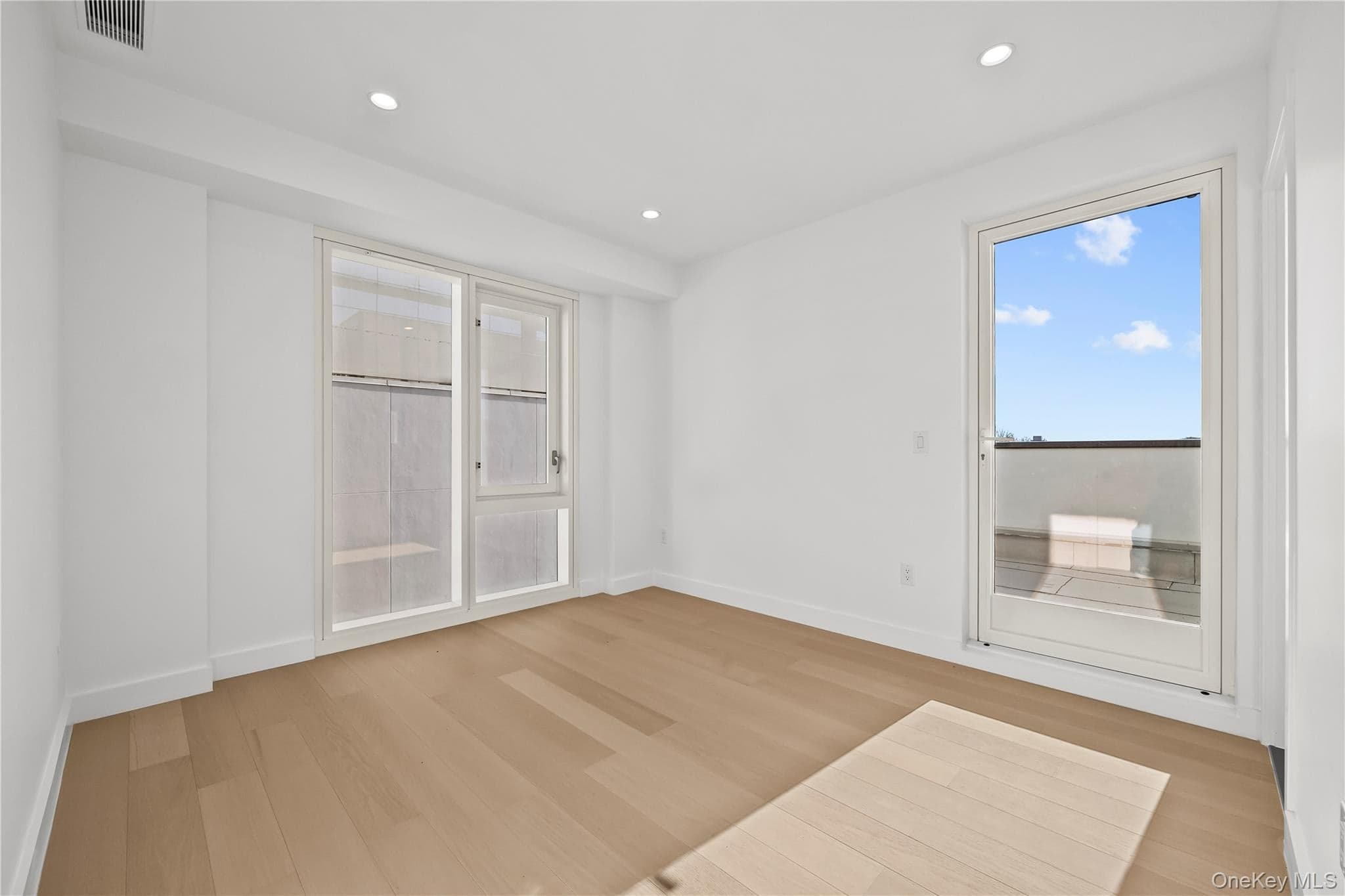 150-02 Northern Boulevard Unit: 3A thumbnail 13