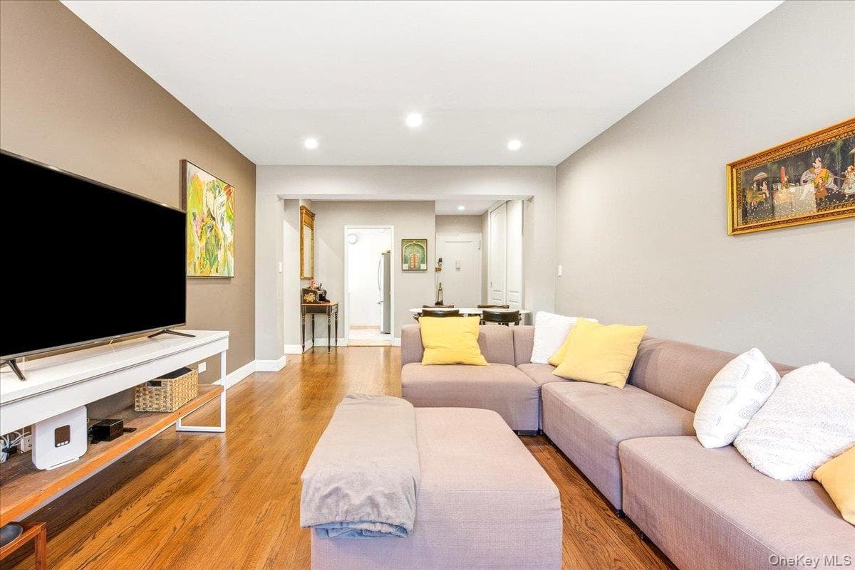 102-32 65th Avenue Unit: A44 thumbnail 14