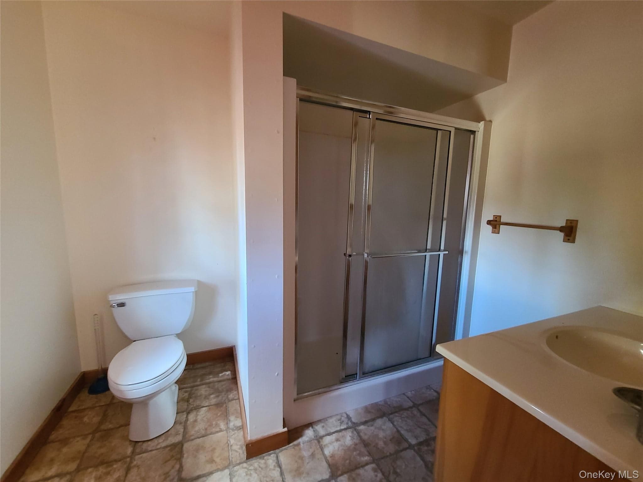 118 Hilltop Road thumbnail 35