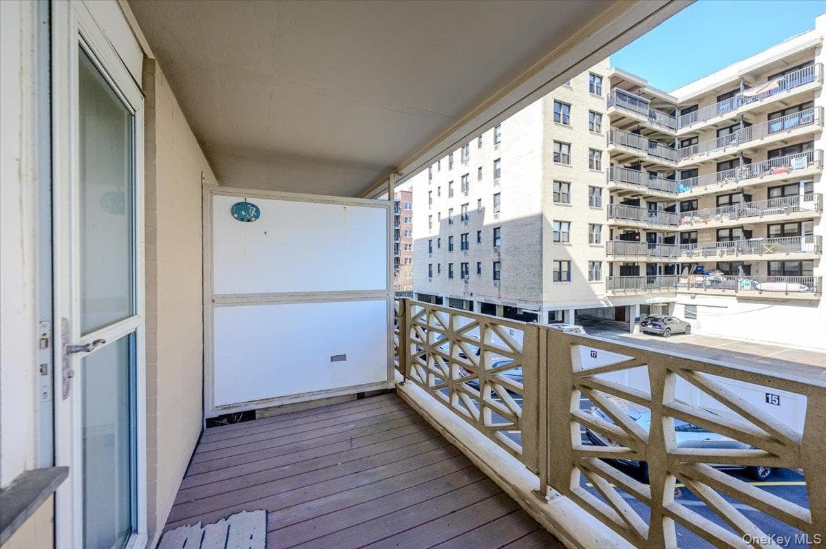 450 Shore RD Unit: 1A thumbnail 12