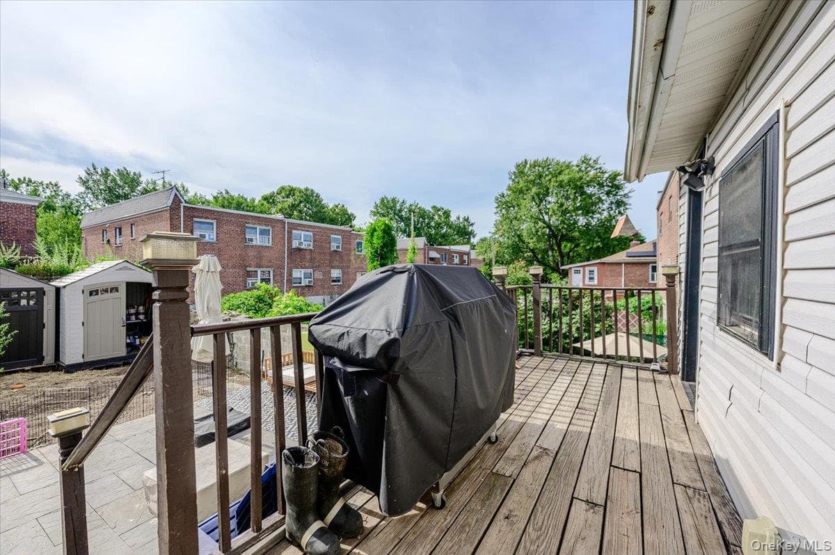 1321 Balcom Avenue Unit: 1 thumbnail 18