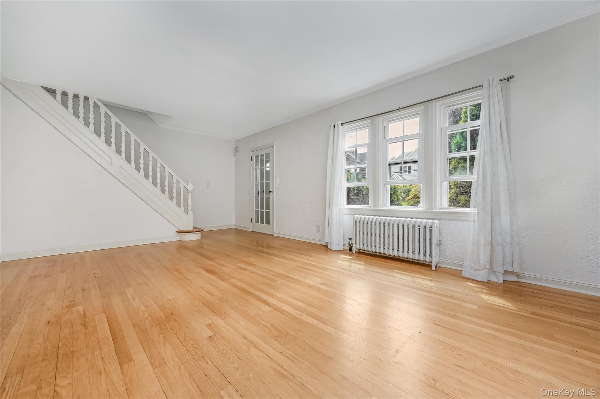 24829 Cambria Avenue thumbnail 3