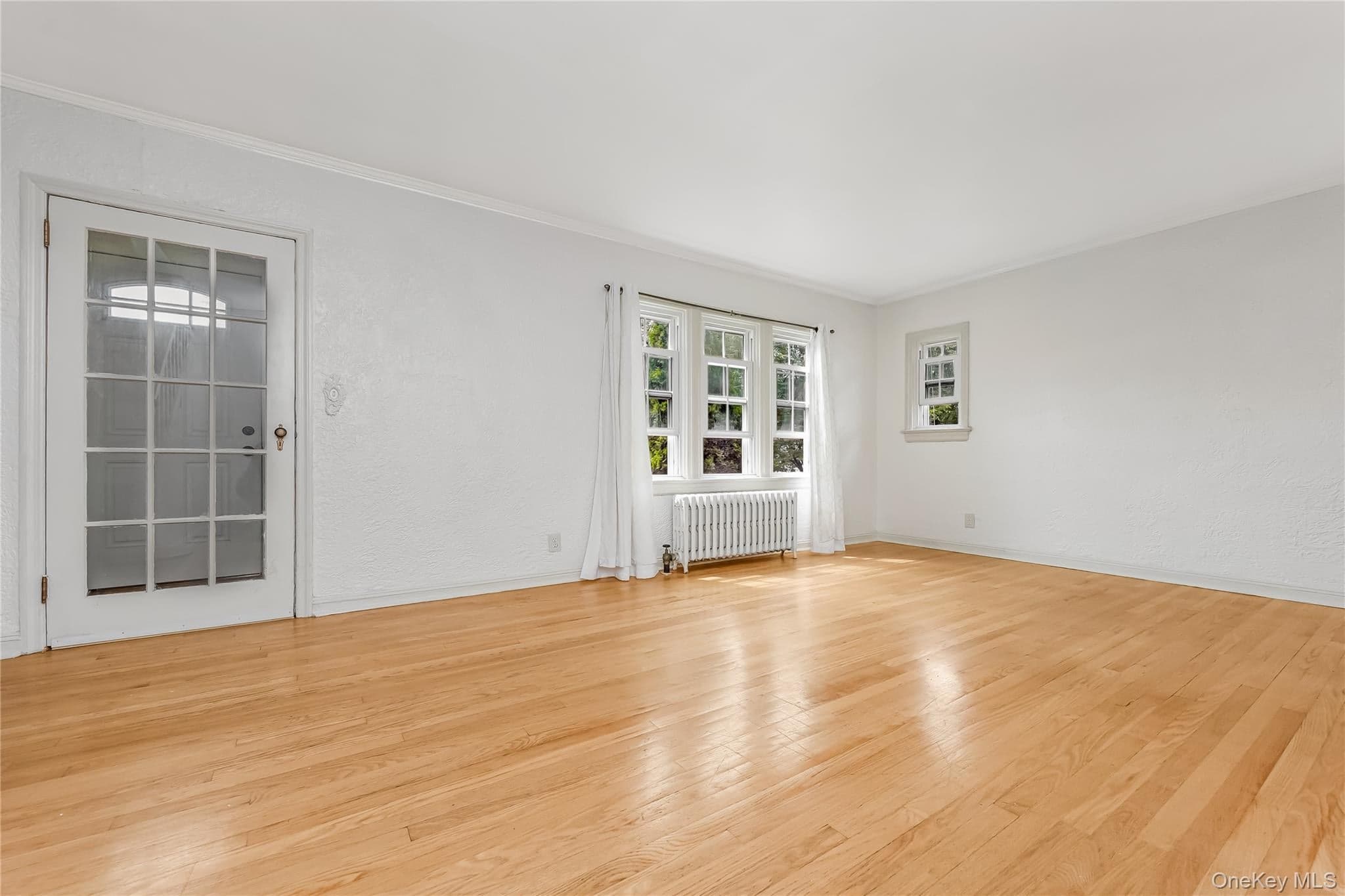 24829 Cambria Avenue thumbnail 6