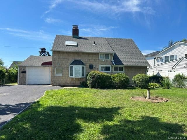 14 Cinder Lane photo 1