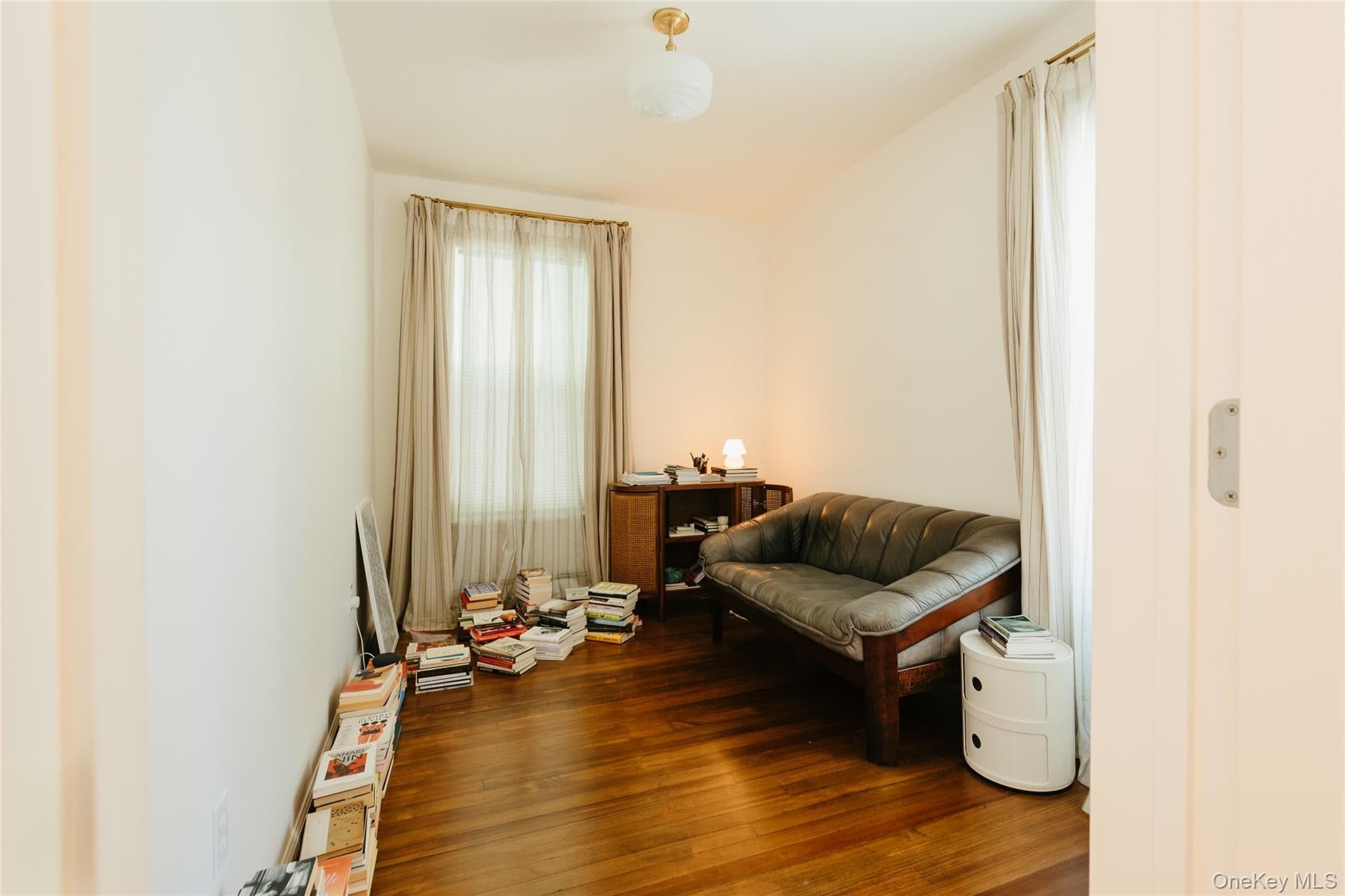 328 Hasbrouck Avenue thumbnail 25
