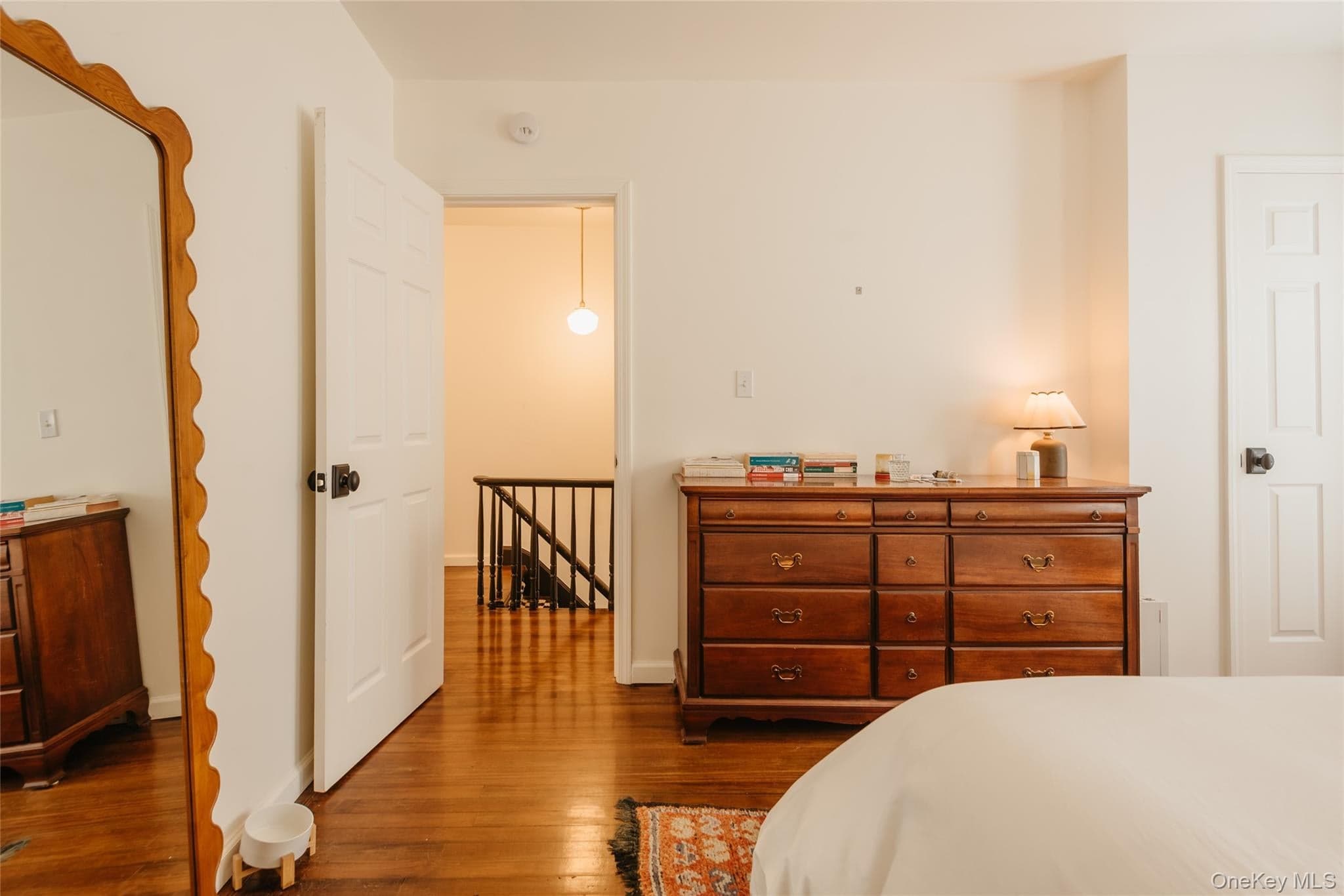 328 Hasbrouck Avenue thumbnail 11