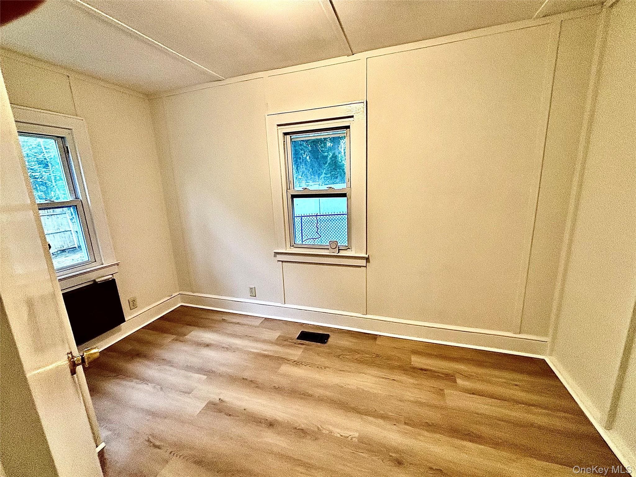 103 Maple Street thumbnail 9