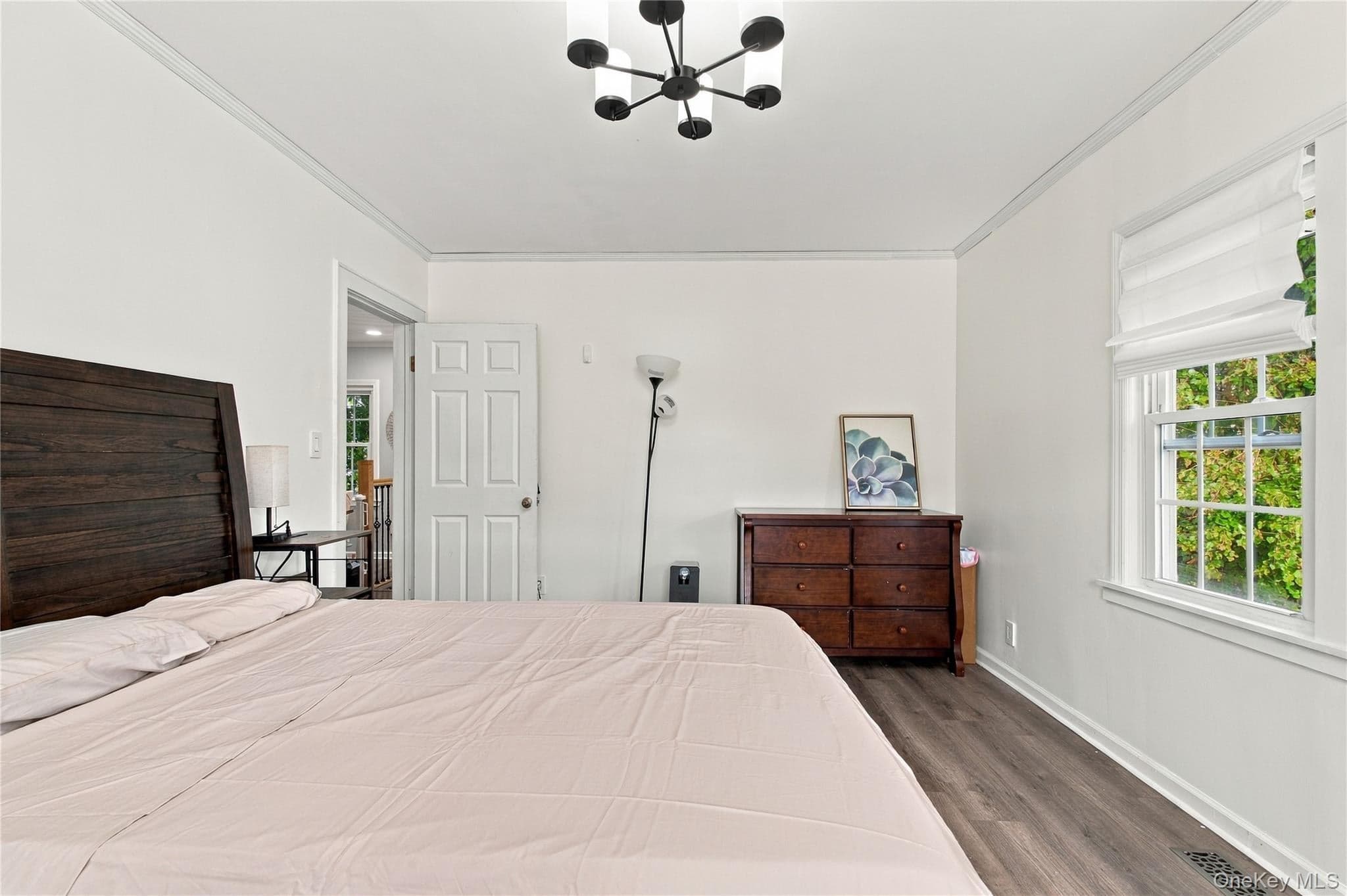 129 Winthrop Avenue thumbnail 18