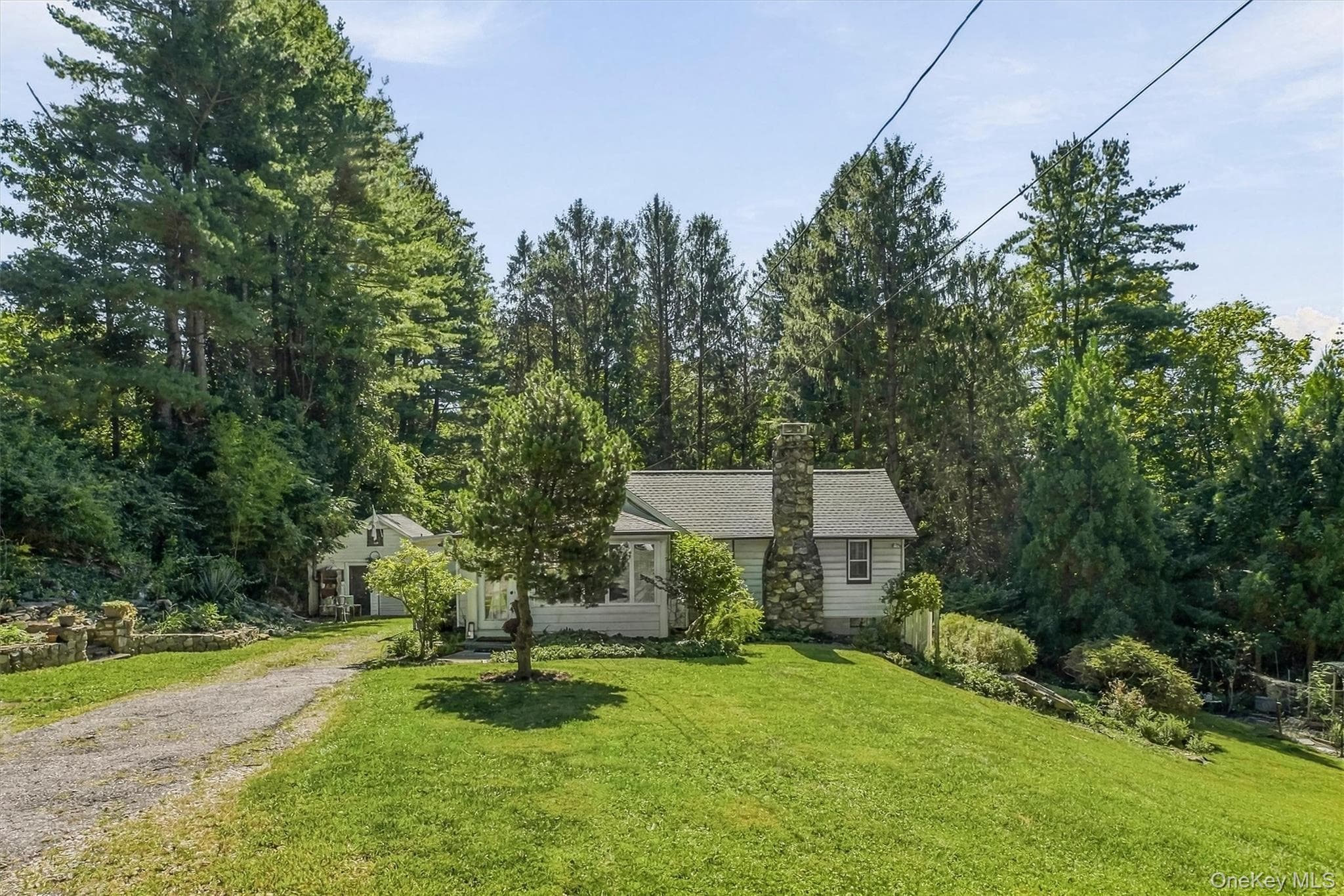 136 Bundy Hill Road, Holmes