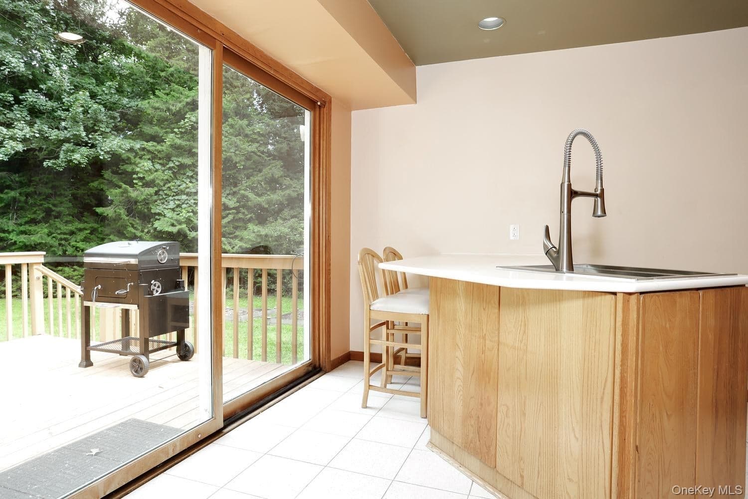 160 Pascack Road thumbnail 11