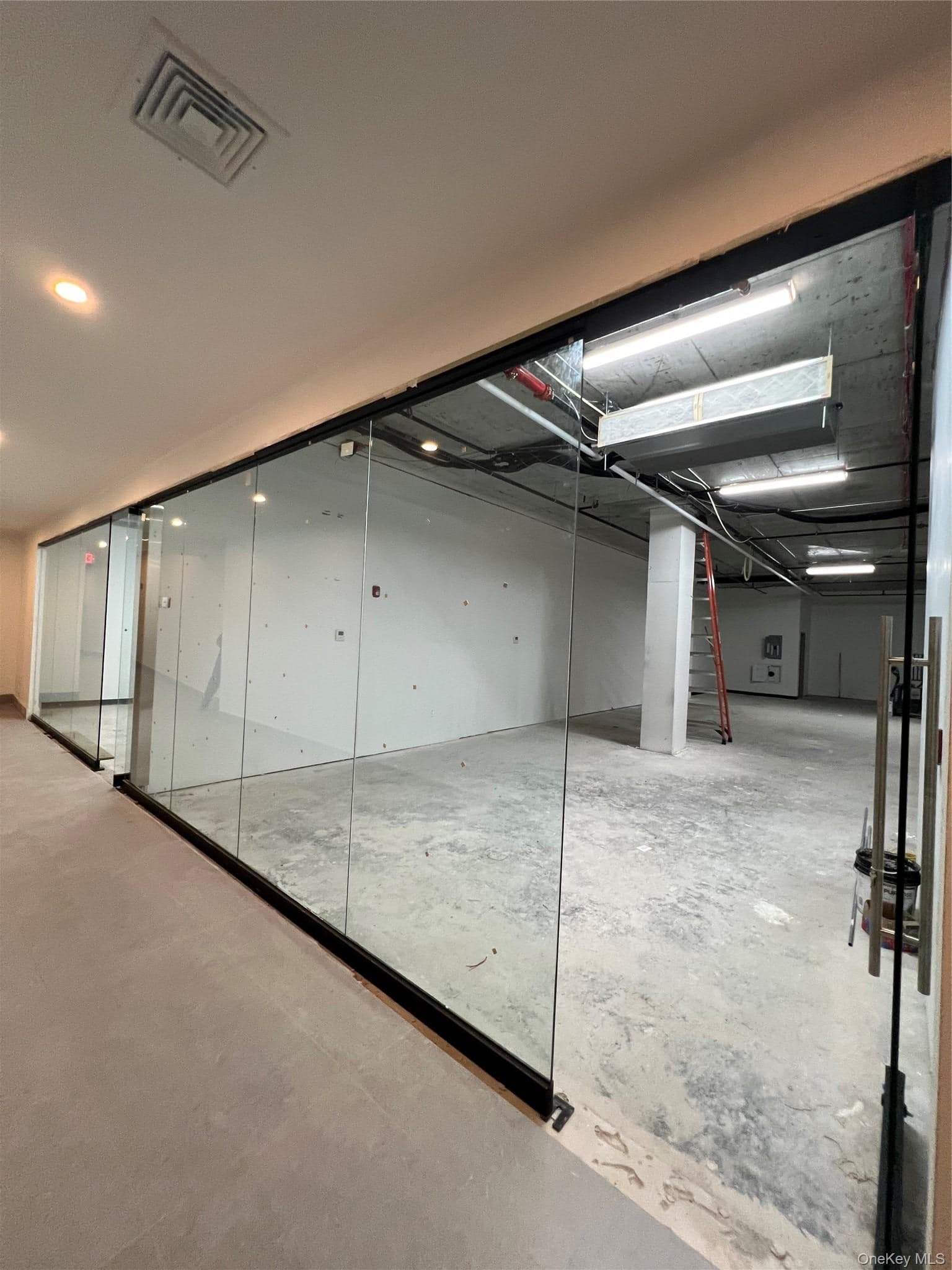 38-20 Parsons Boulevard Unit: CF7 thumbnail 3