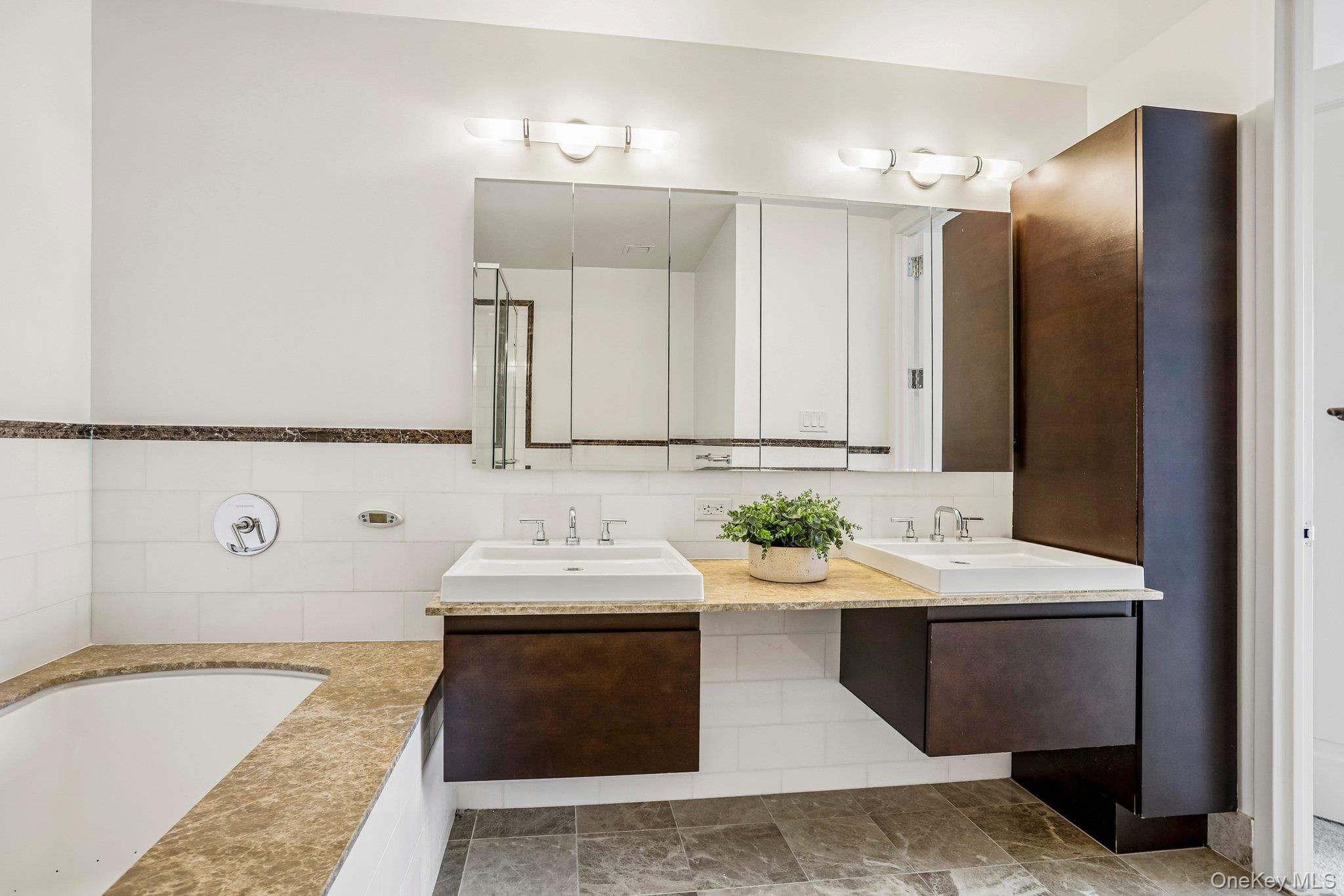 175 Huguenot Street Unit: 2107 thumbnail 26