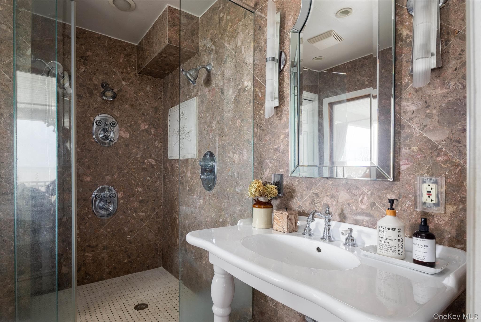 795 Glen Court thumbnail 19