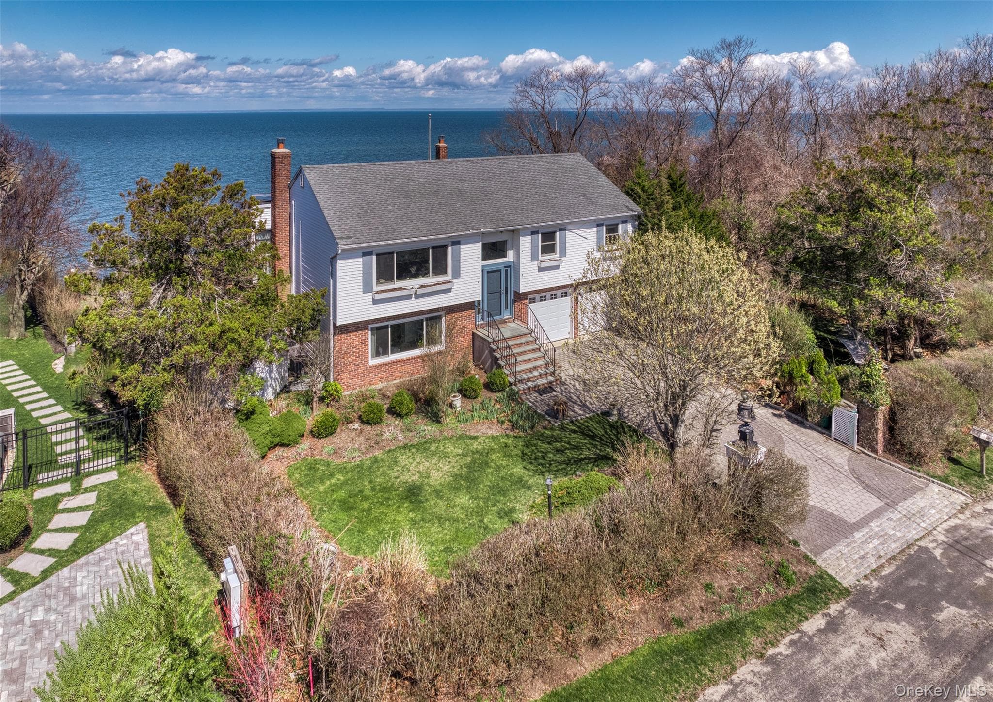 795 Glen Court thumbnail 2