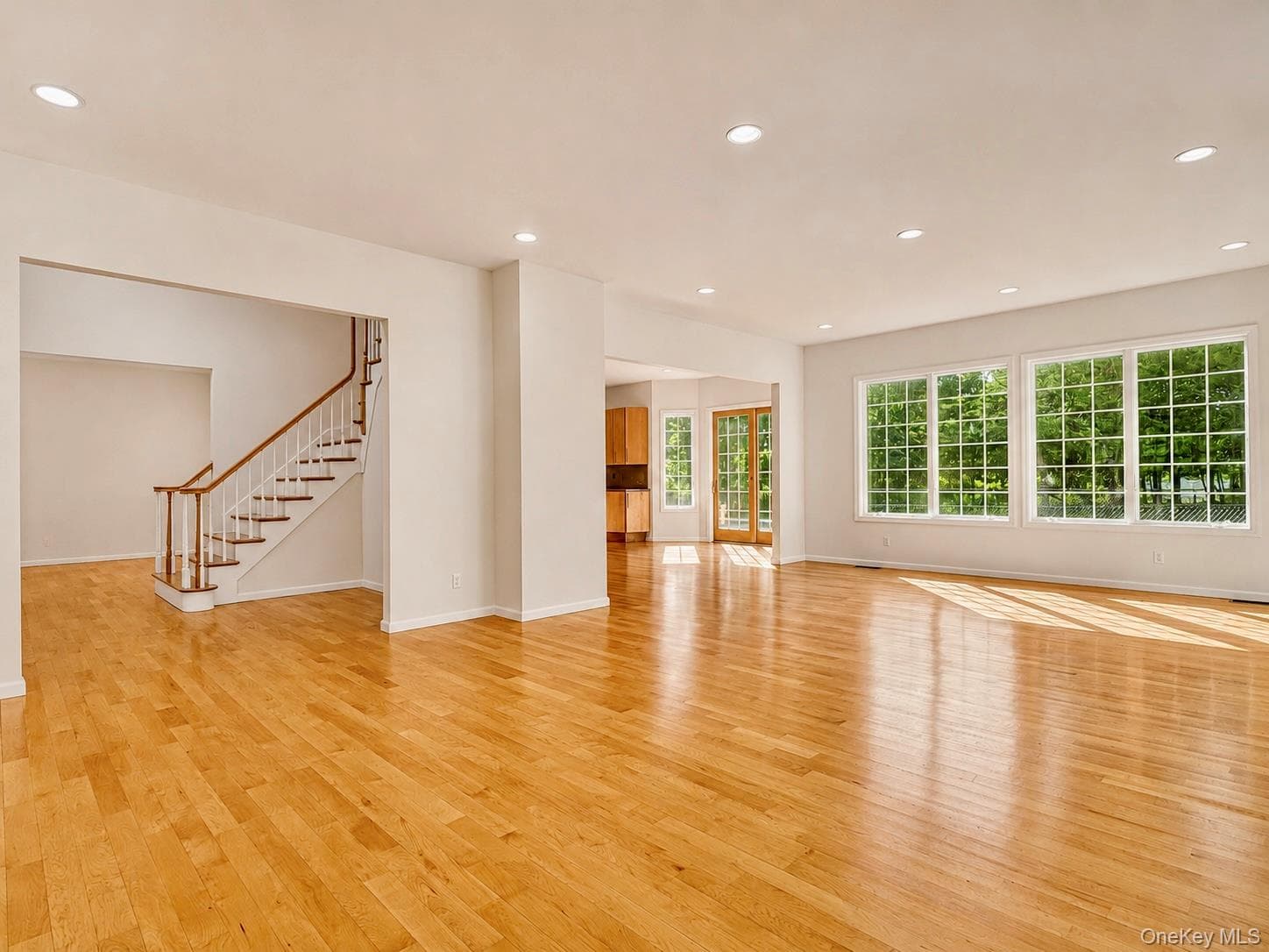 61 Shore Road Unit: B thumbnail 12