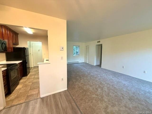 11 Sterling ST Unit: 11 thumbnail 9