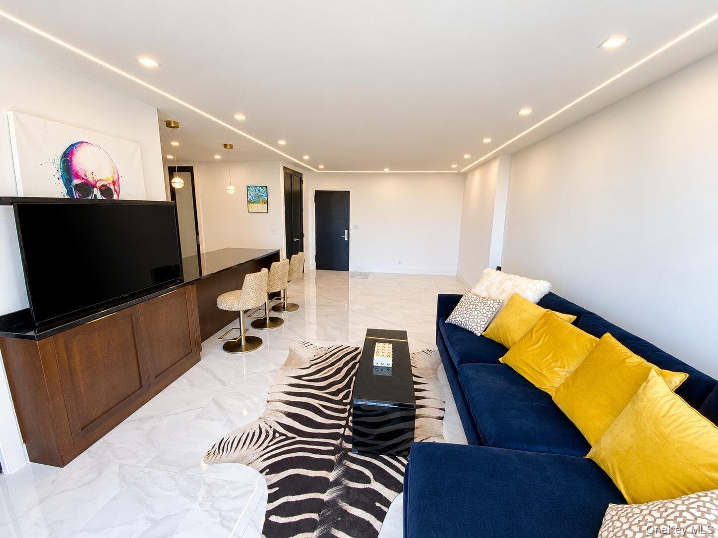 27110 Grand Central Parkway Unit: 33R thumbnail 4