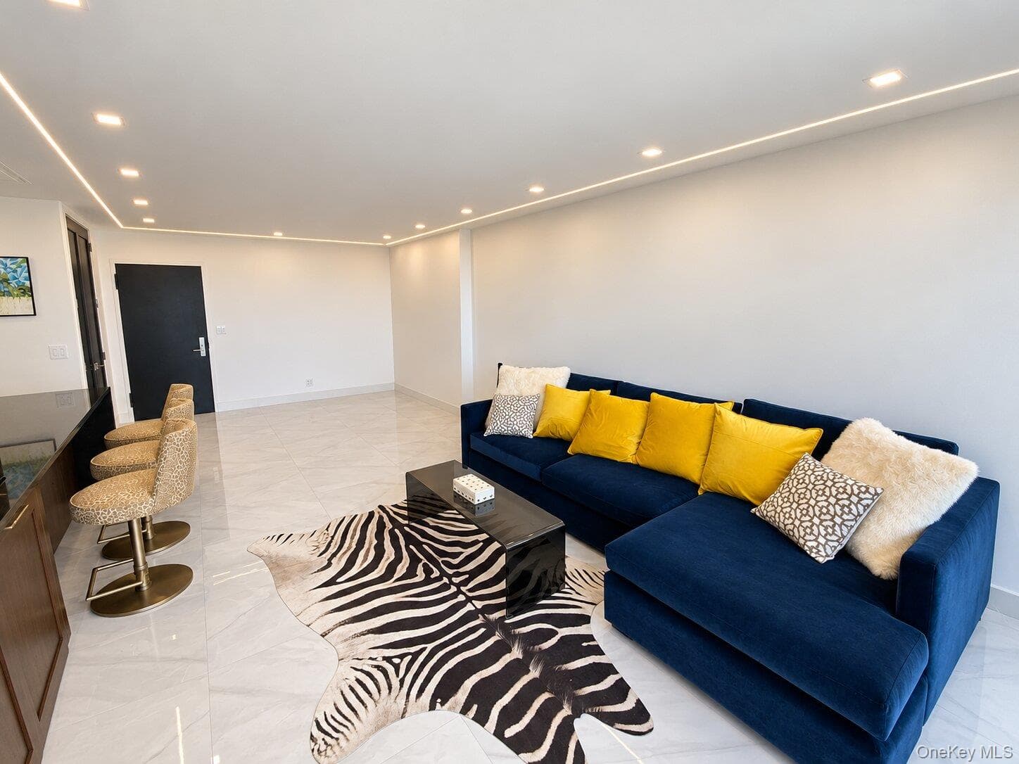 27110 Grand Central Parkway Unit: 33R thumbnail 5