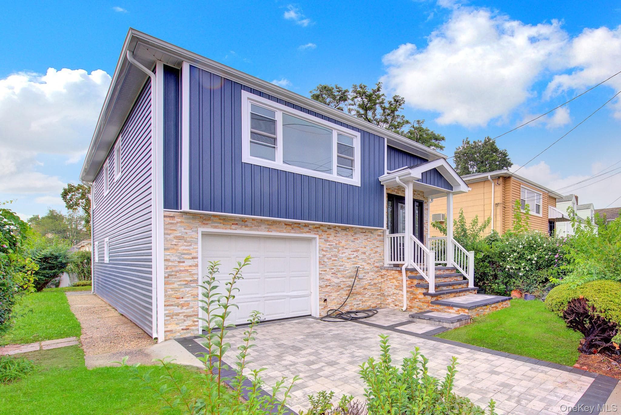 77 Roquette Avenue thumbnail 2