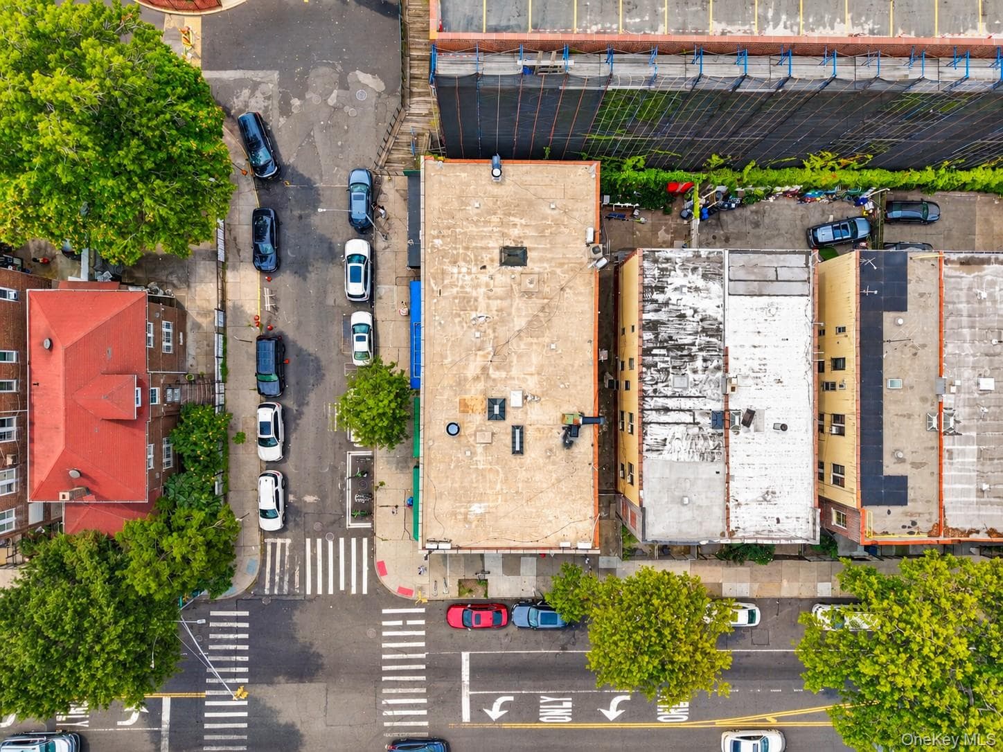 1476 White Plains Road thumbnail 6