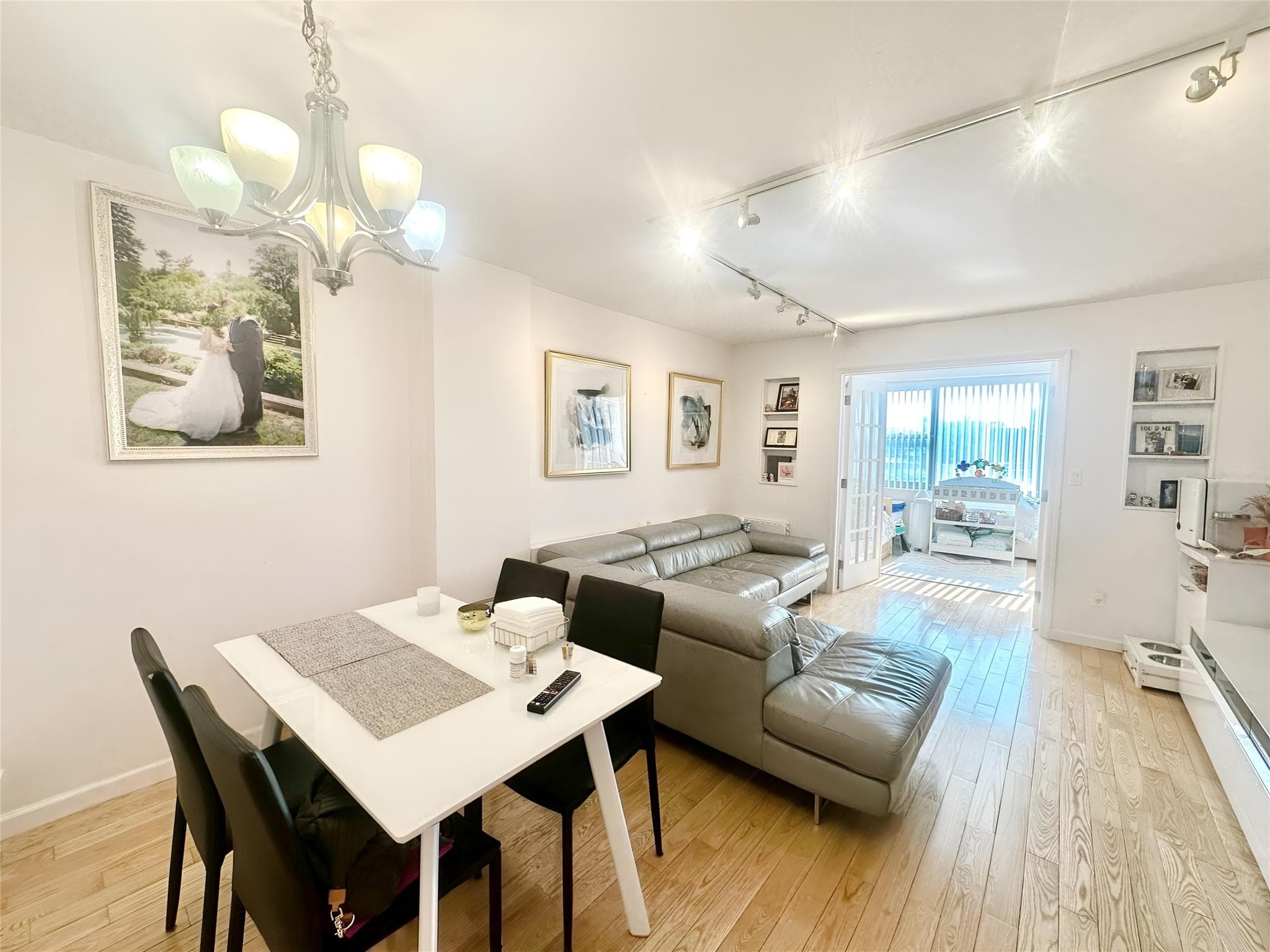 61-20 Grand Central Parkway Unit: A608 photo 1