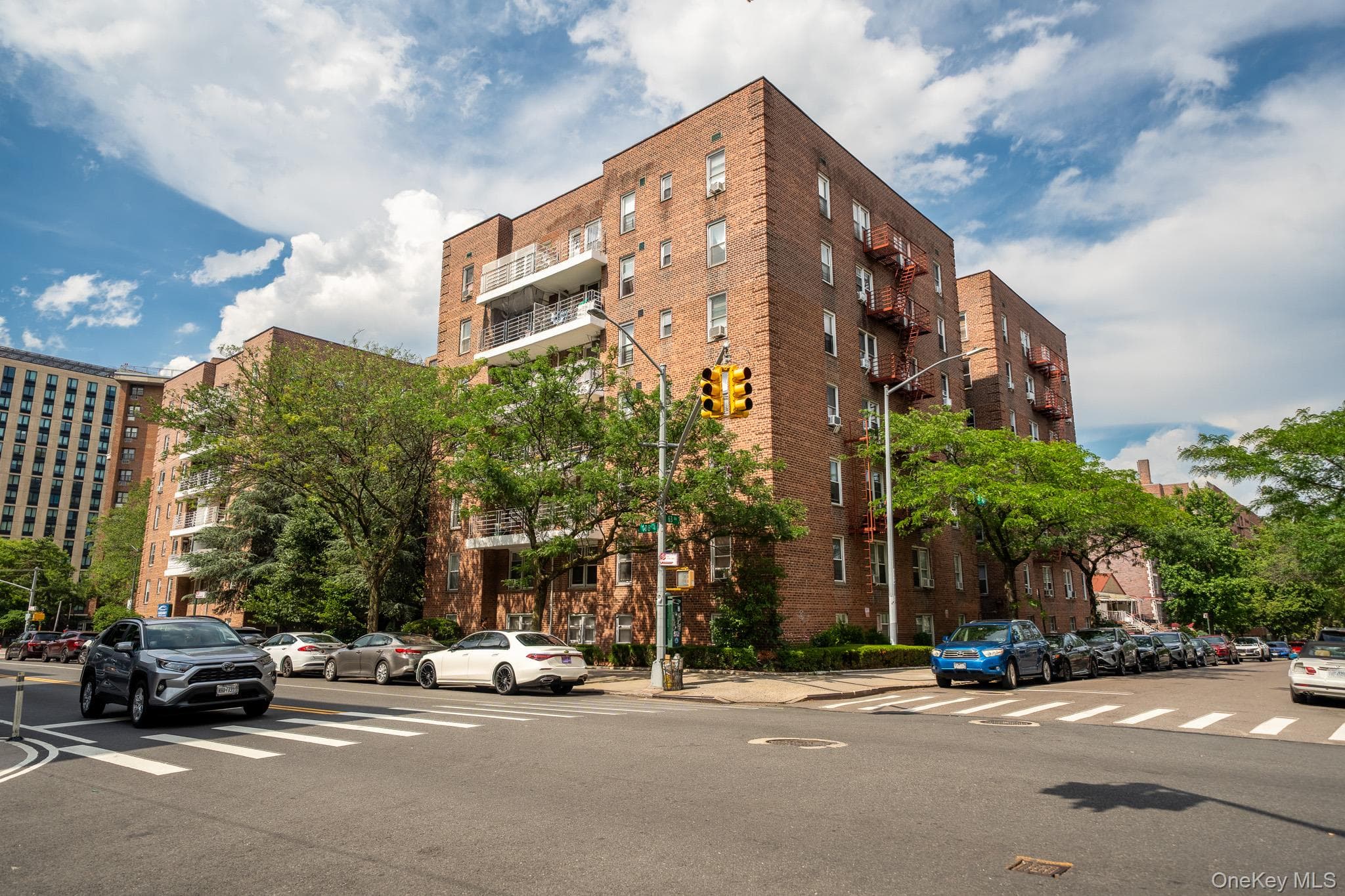 62-59 108th Street Unit: 4N, Forest Hills