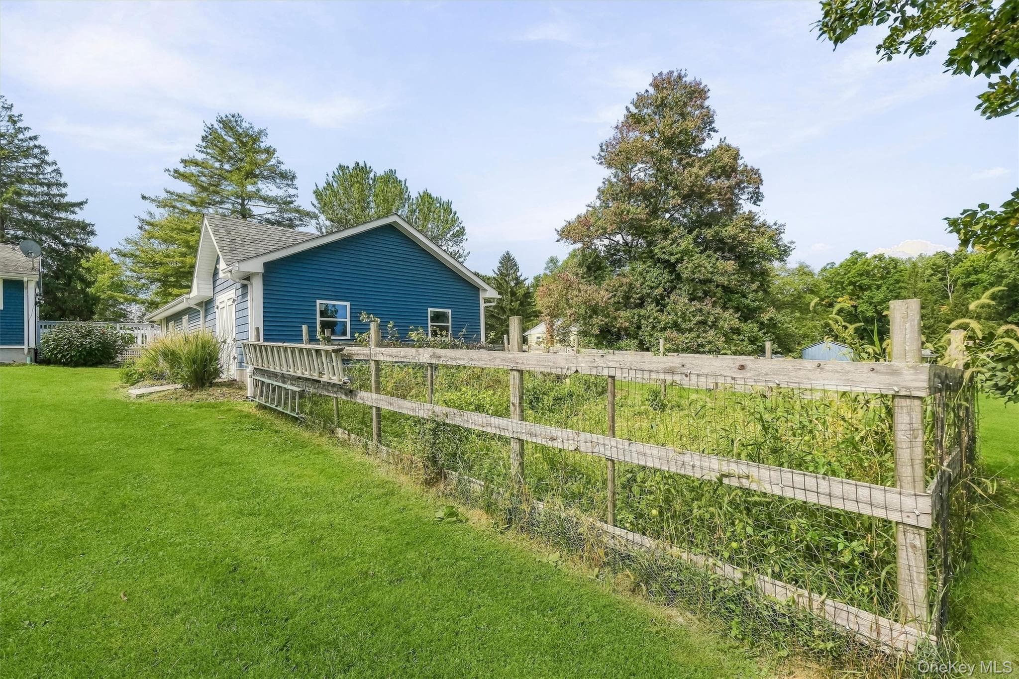 112 Lippincott Road thumbnail 41