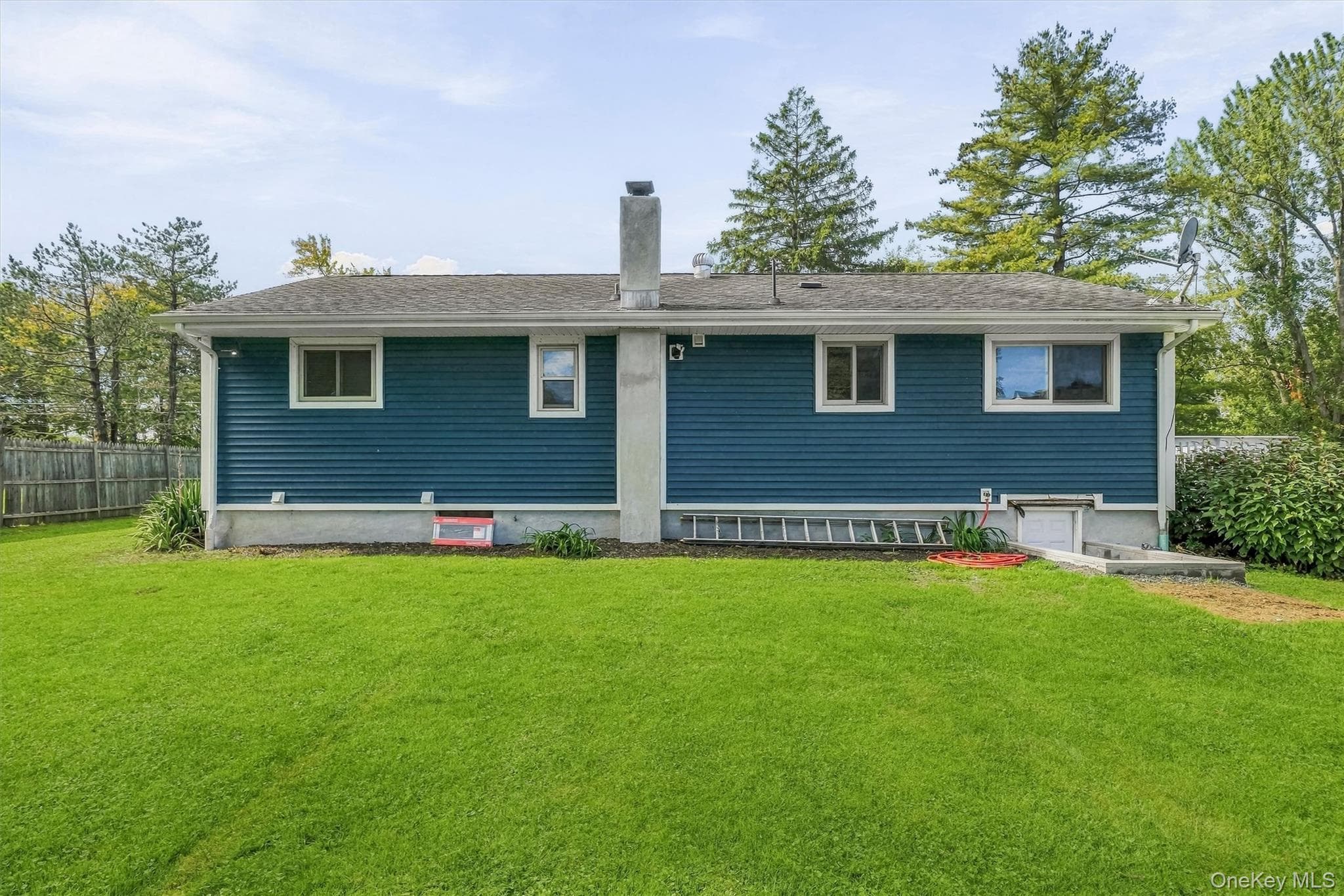 112 Lippincott Road thumbnail 37