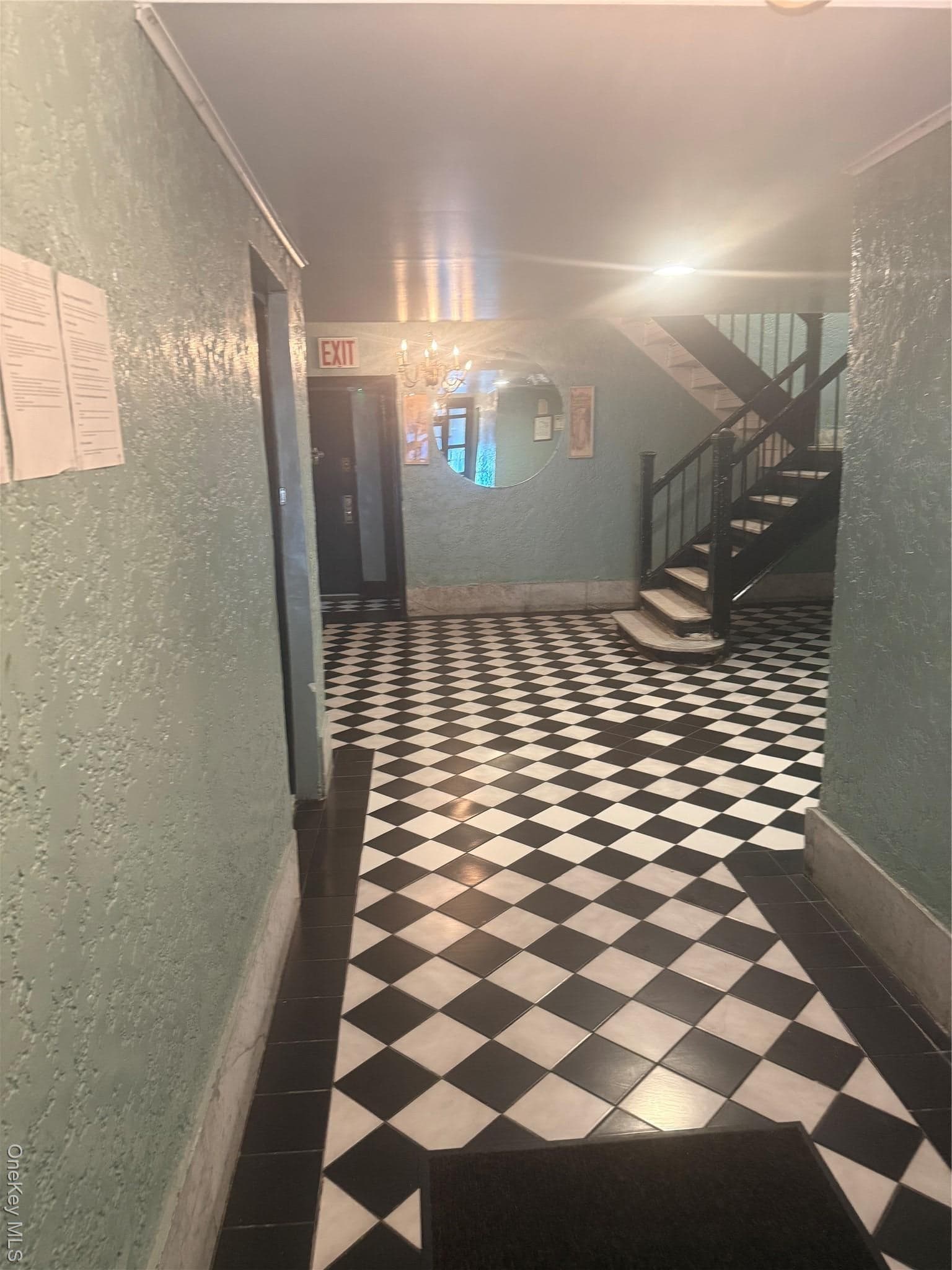 724 E 216 Street Unit: 2C thumbnail 4