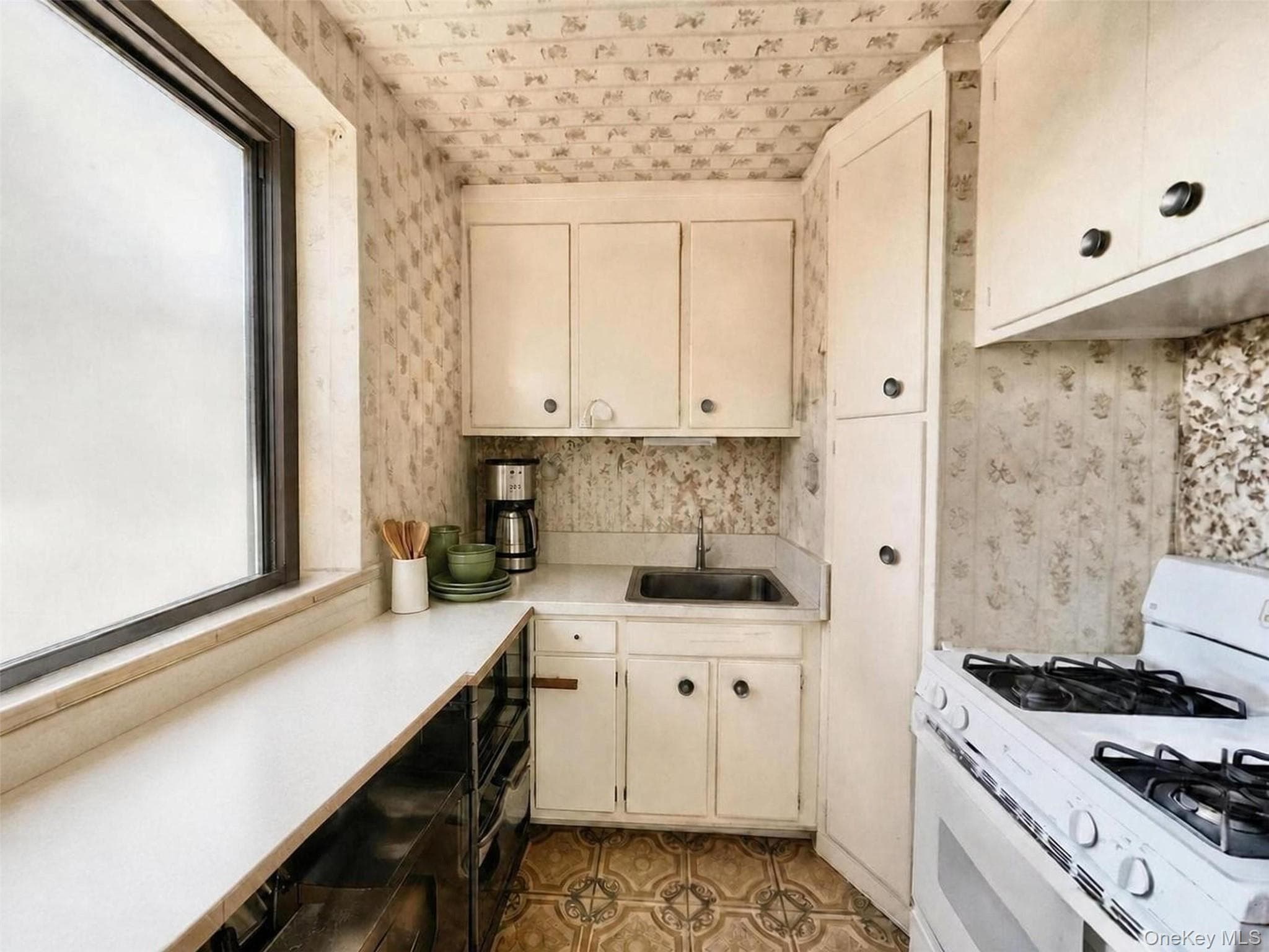 26-26 141 Street Unit: 5E thumbnail 5