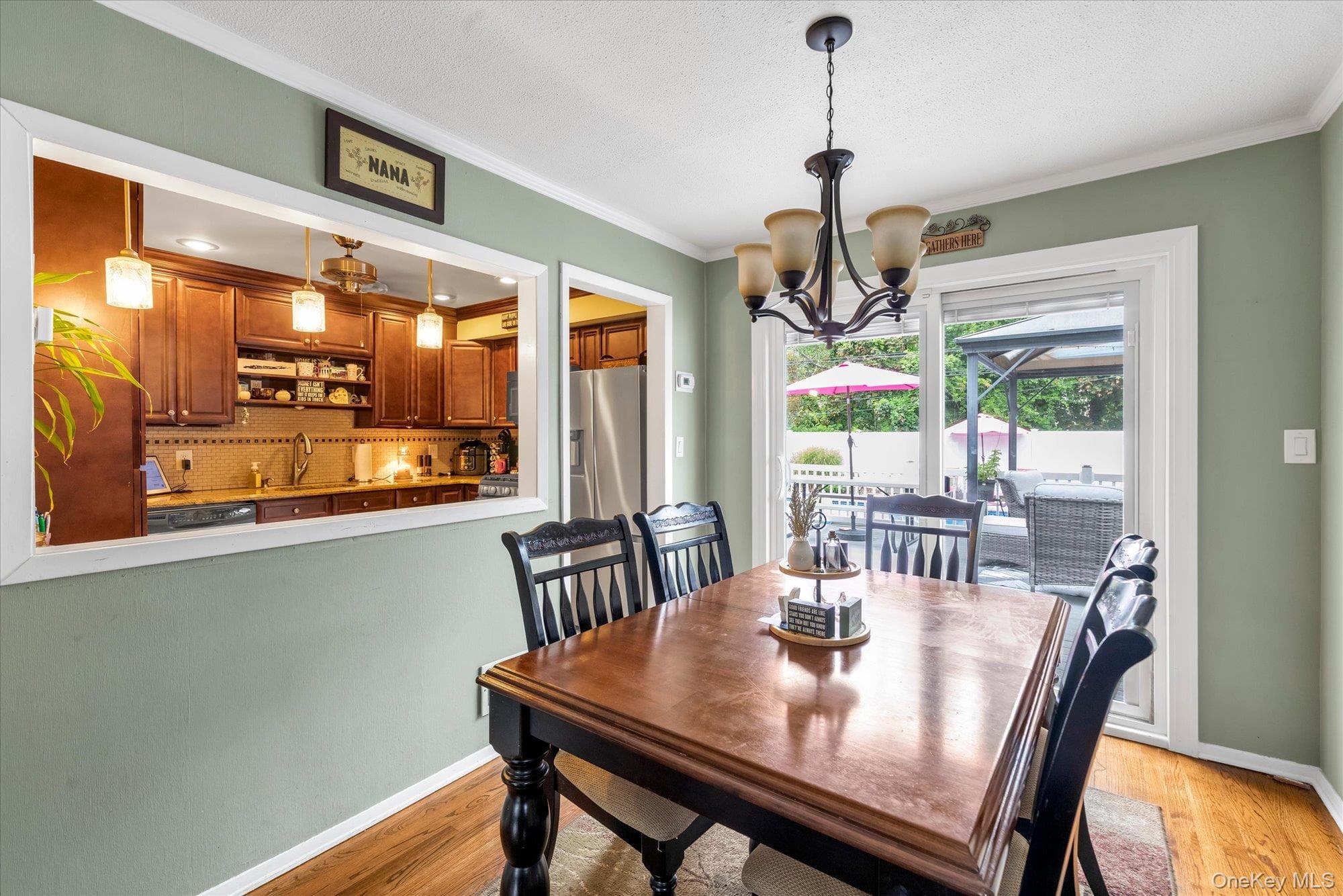 3917 Miller Place thumbnail 4