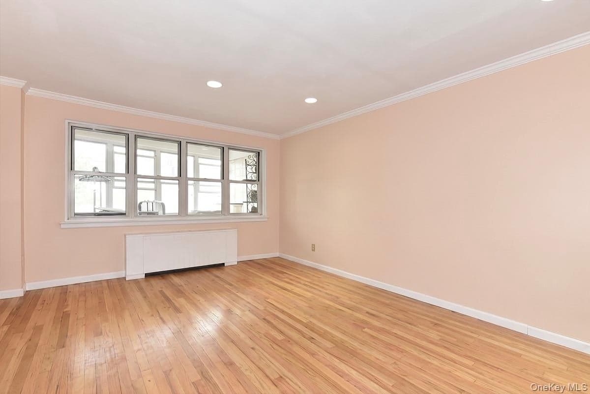 180 S Middle Neck Road Unit: 3-K thumbnail 9
