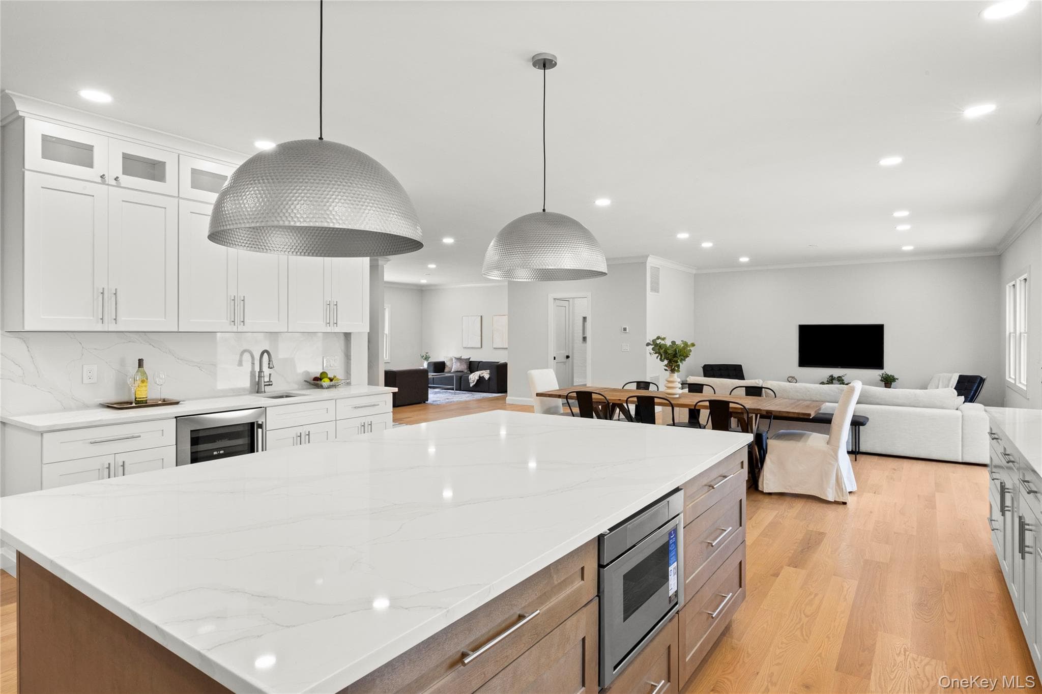 206 Beverly Road thumbnail 6