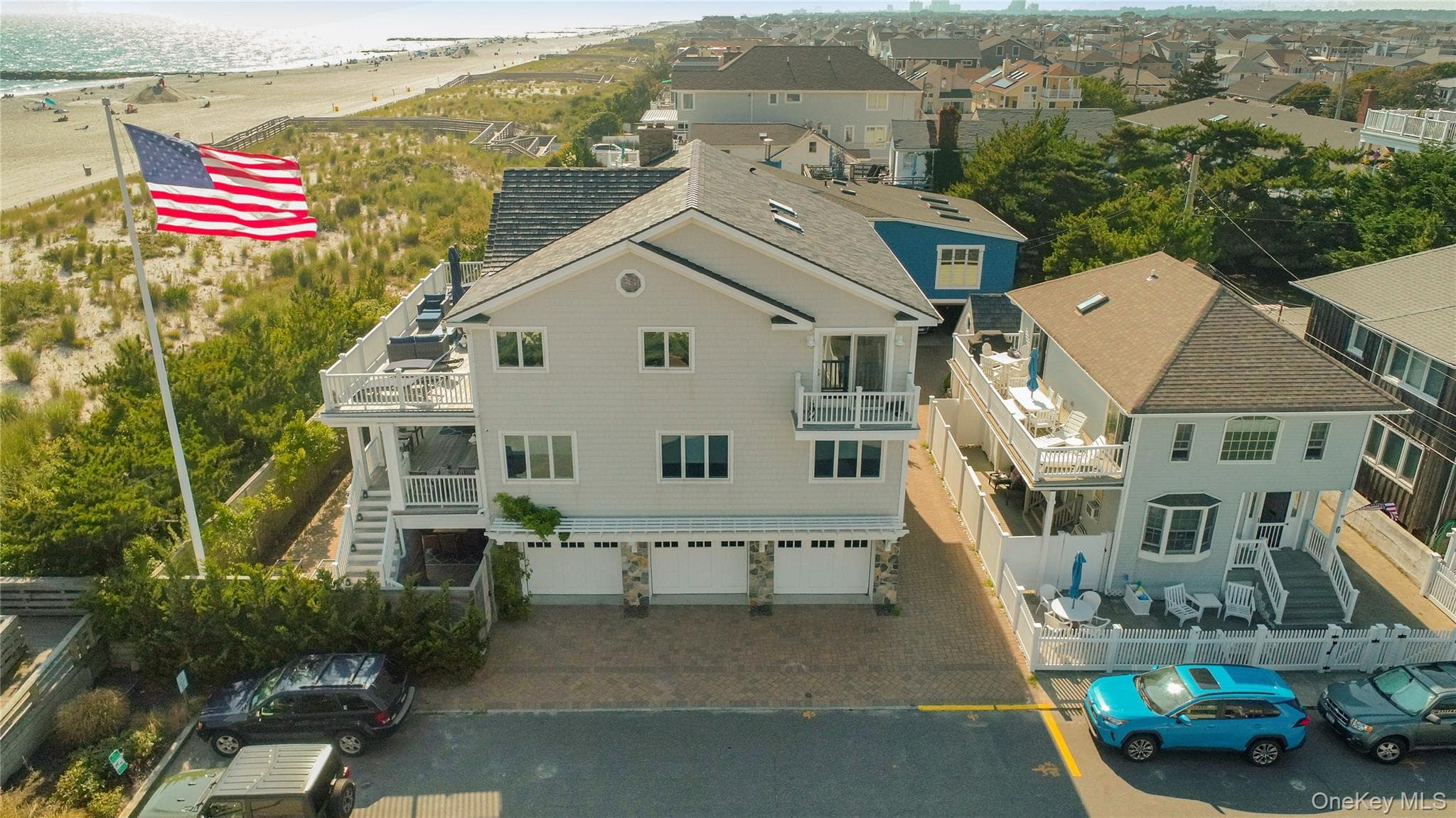 879 Oceanfront thumbnail 2