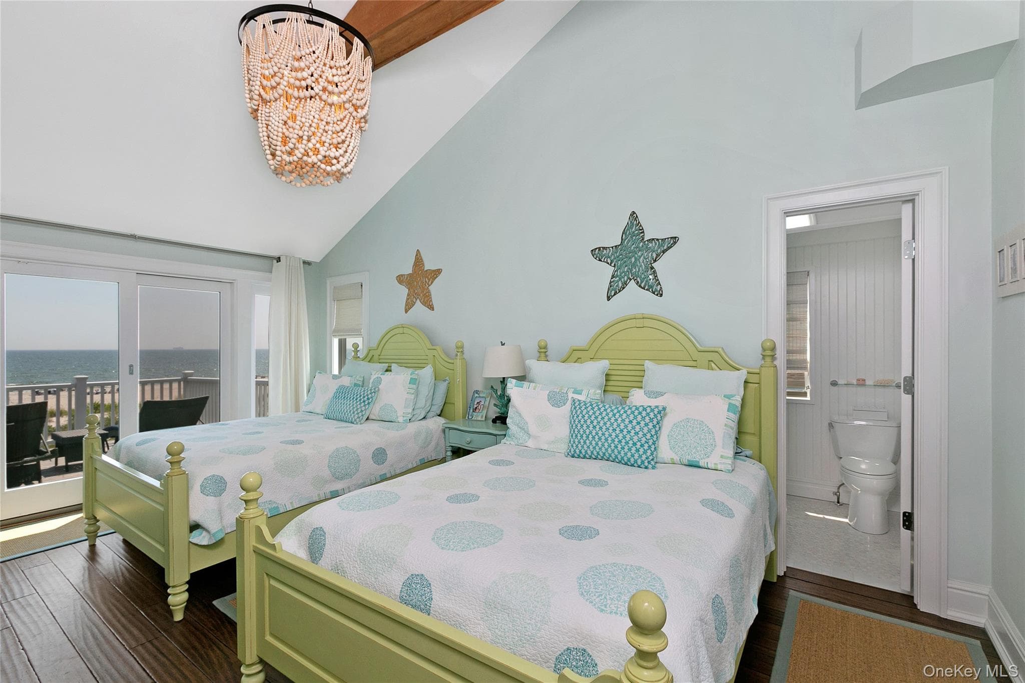879 Oceanfront thumbnail 30