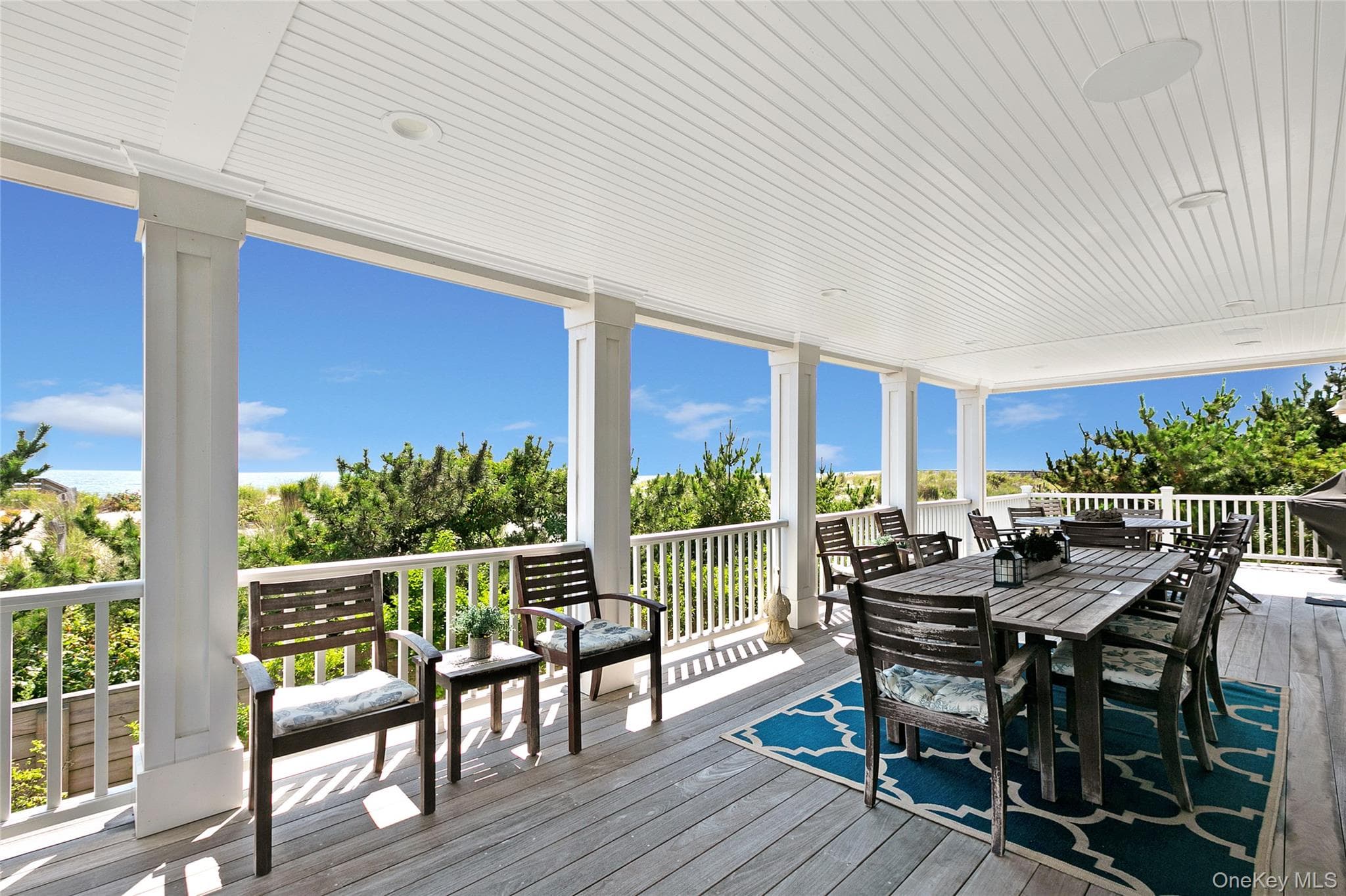 879 Oceanfront thumbnail 22